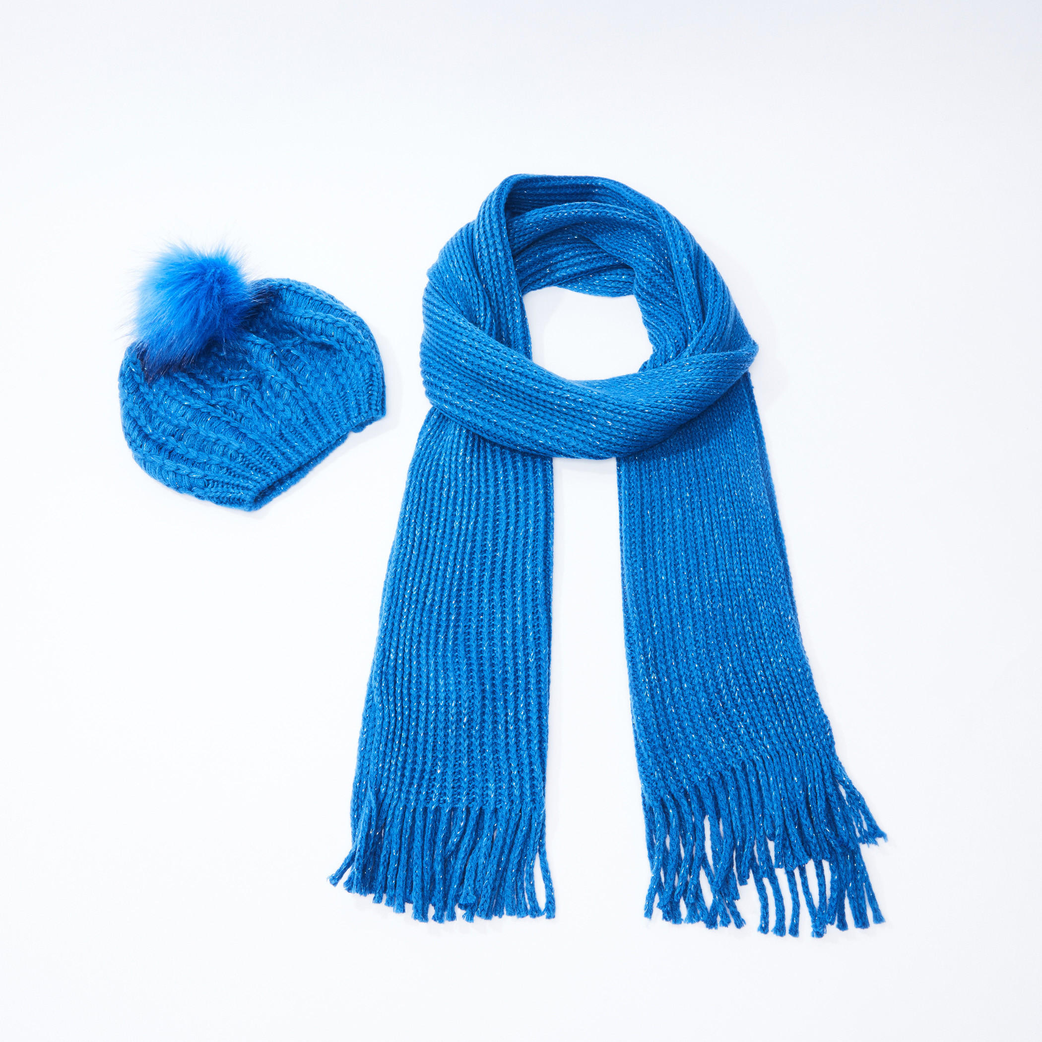 وشاح بشراشيب مع قبعة مطابقة-women-clothingaccessories-scarves-image-1