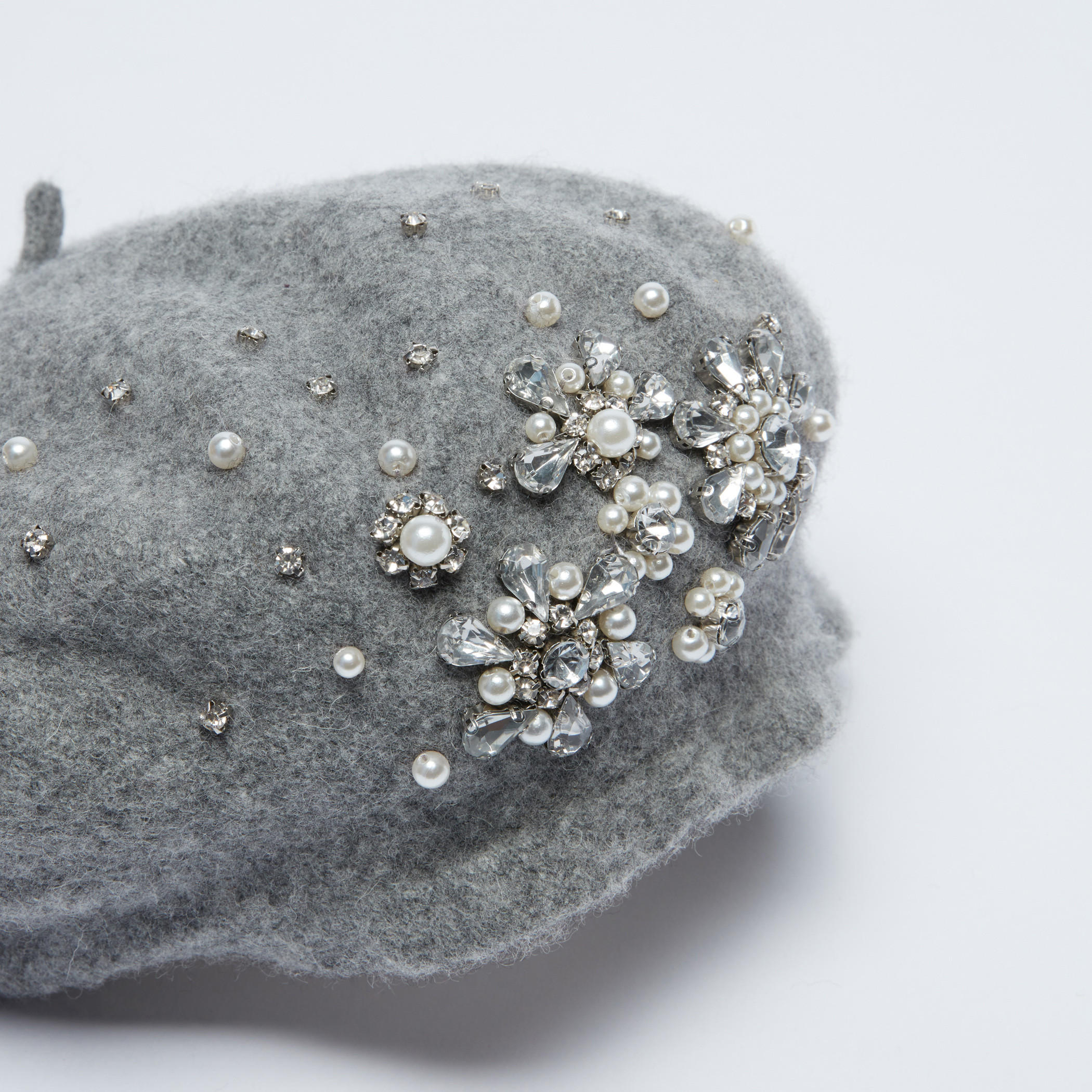 Embellished Beret Cap-women-clothingaccessories-capsandhats-image-4
