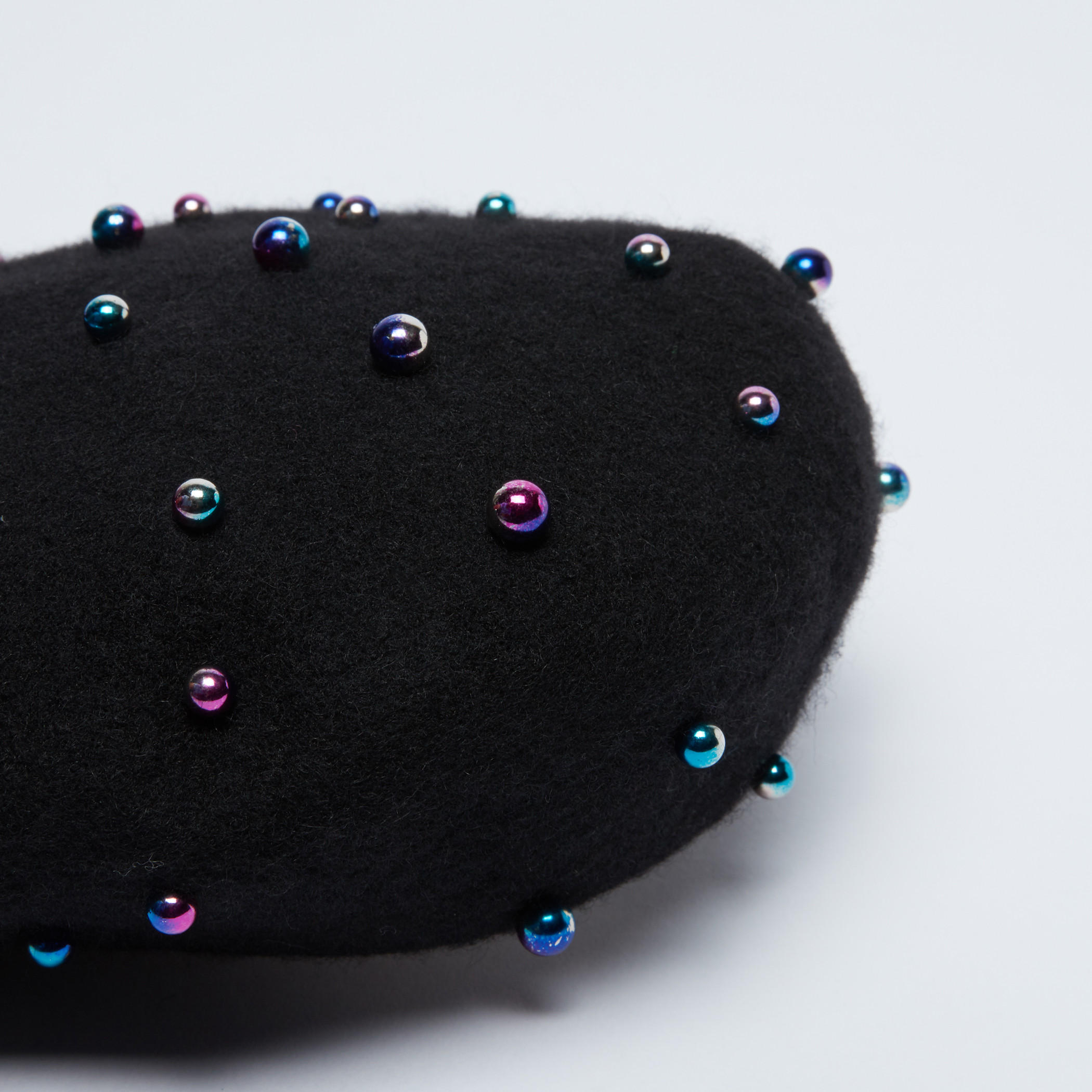 Pearl Detail Beret Cap-women-clothingaccessories-capsandhats-image-4