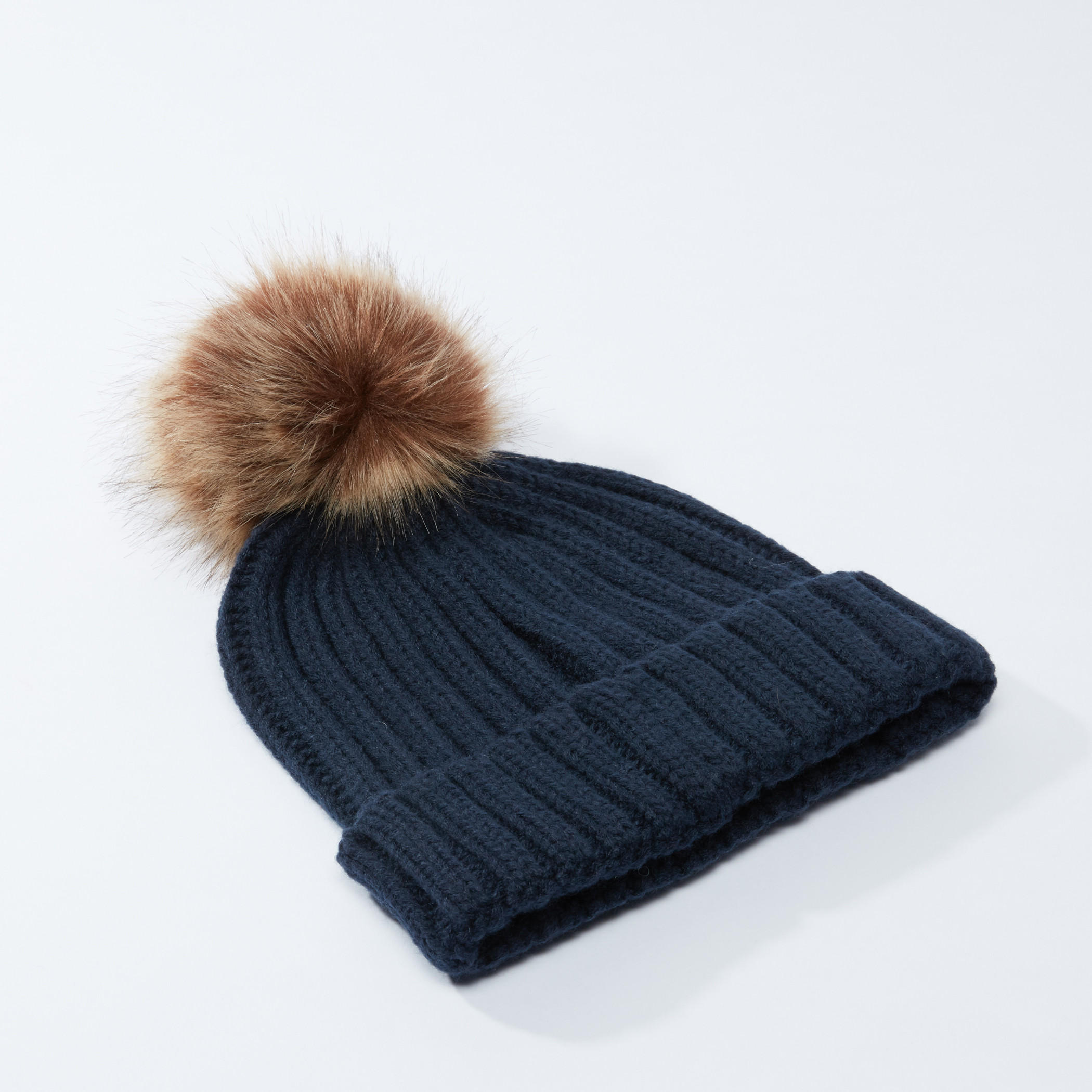 قبعة بيني بارزة الملمس مزينة بكرات بوم بوم-women-clothingaccessories-capsandhats-image-1