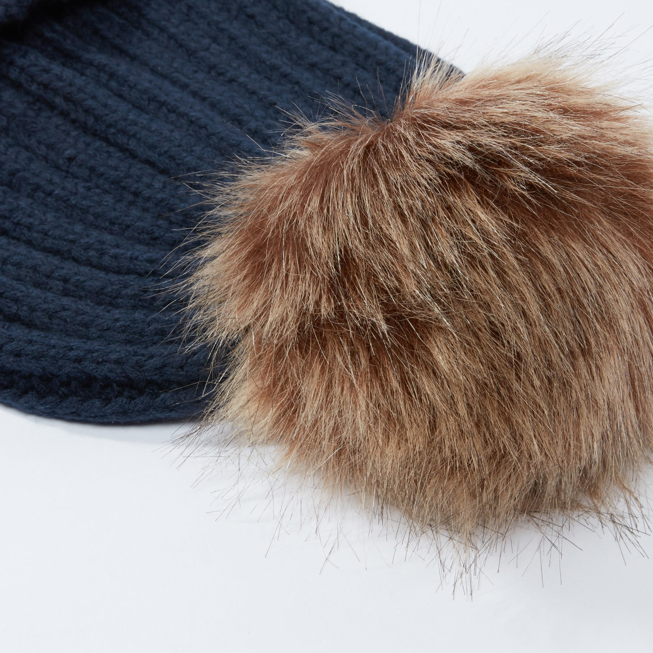 قبعة بيني بارزة الملمس مزينة بكرات بوم بوم-women-clothingaccessories-capsandhats-image-3