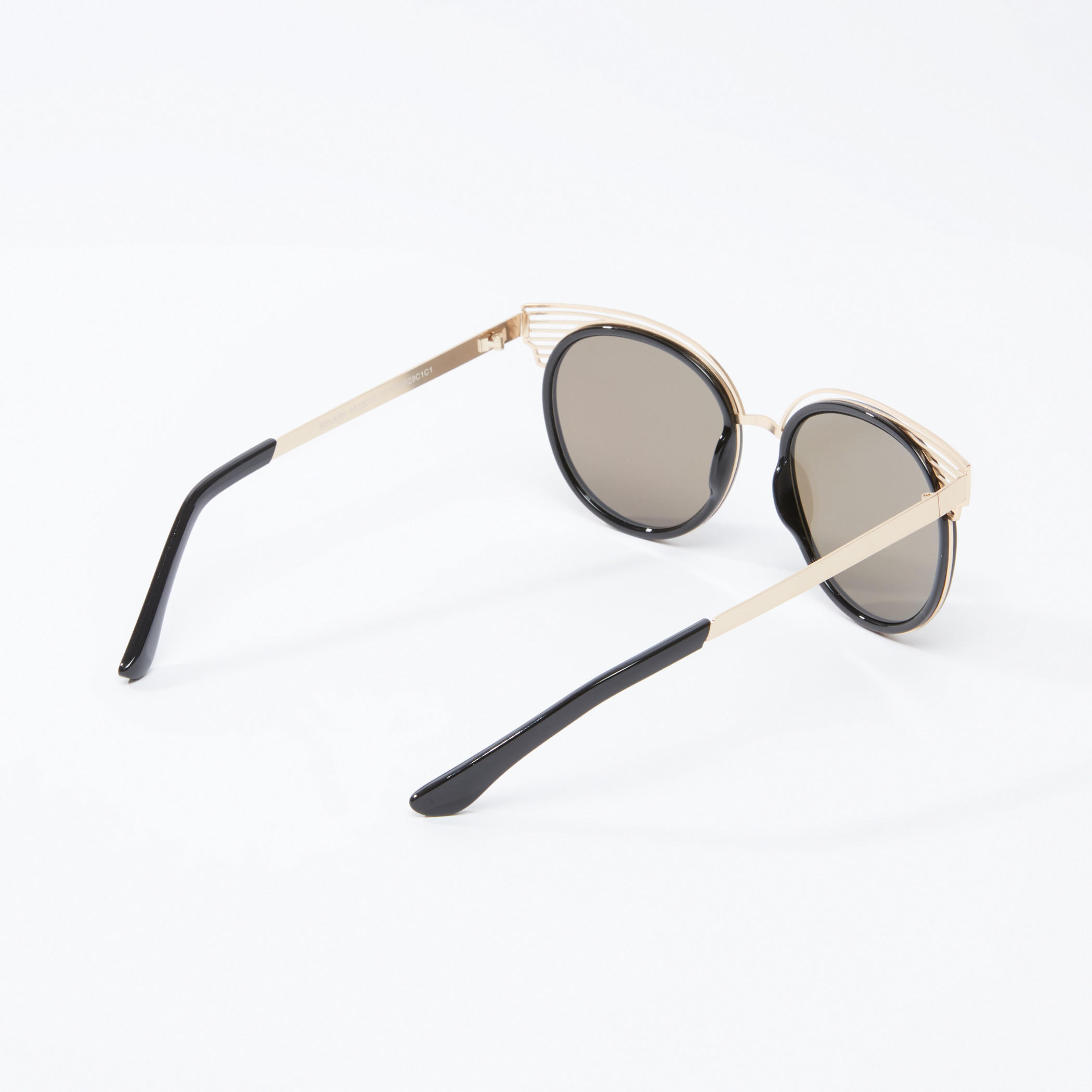نظارة شمسية كات آي بإطار كامل-women-sunglasses-image-1
