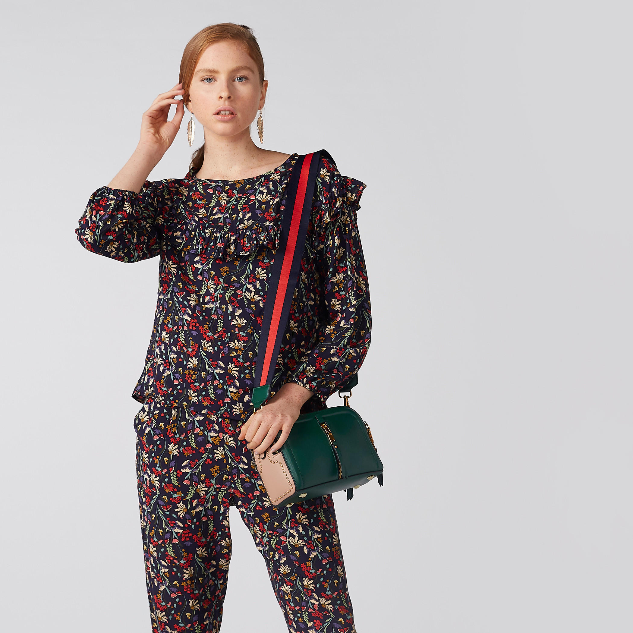 حقيبة كروس بودي مزيّنة بسحّاب إغلاق وشُرّابات-women-bagsandwallets-handbags-image-2