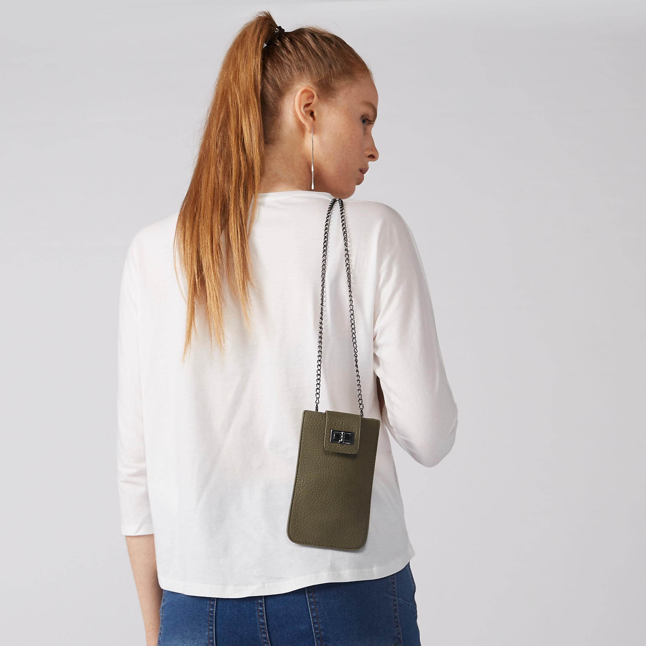 حقيبة ساتشيل بارزة الملمس بقفل إغلاق دوّار وسلسلة ميتاليك-women-bagsandwallets-handbags-image-2