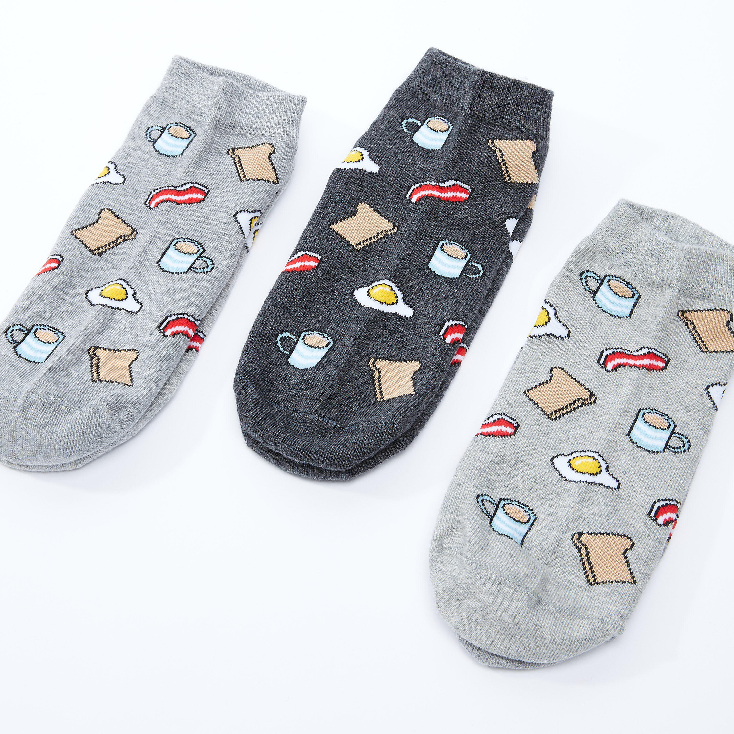 جوارب بطول الكاحل بطبعات - طقم من 3 أزواج-women-socksandstockings-image-1