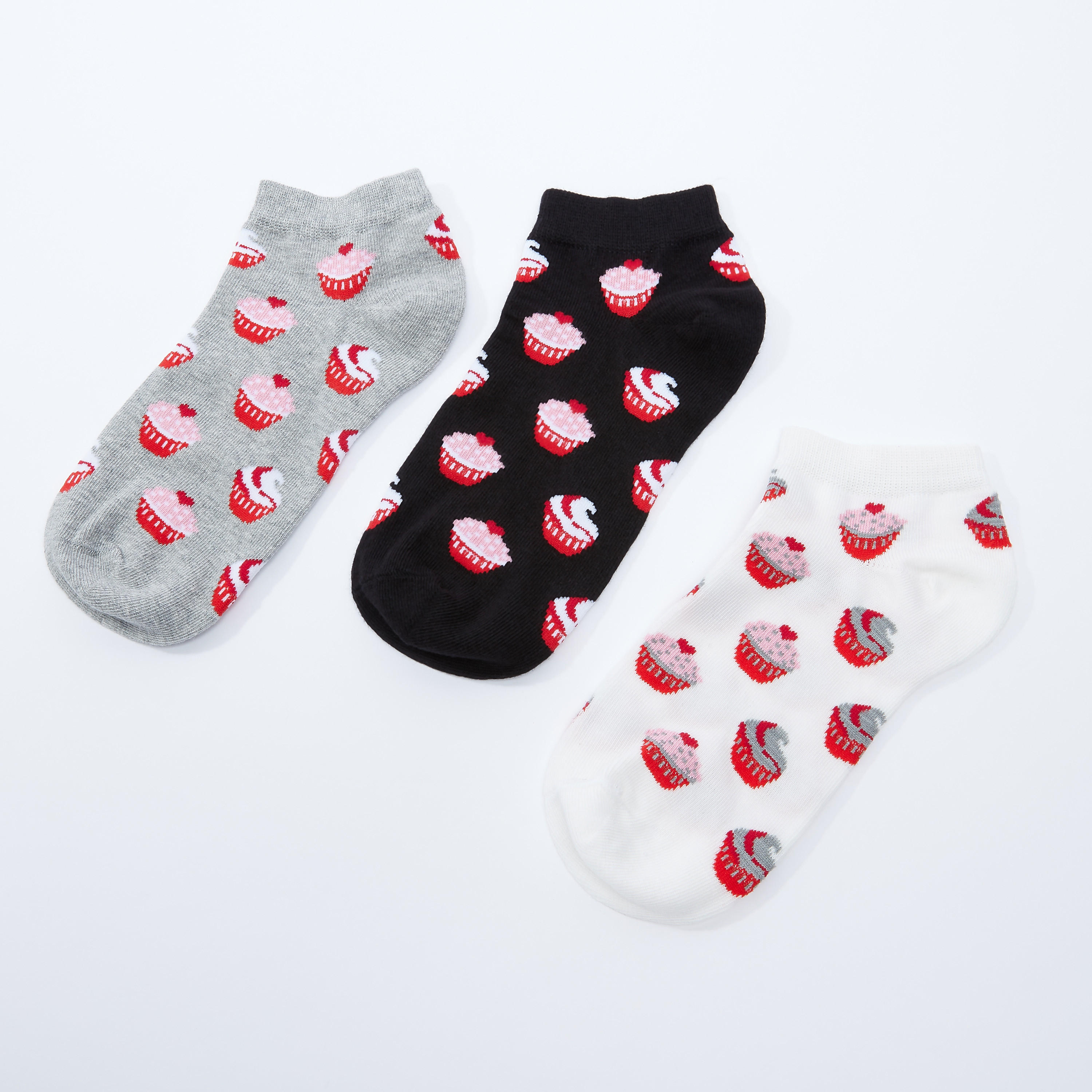 جوارب مضلّعة بطول الكاحل بطبعات - طقم من 3 أزواج-women-socksandstockings-image-3