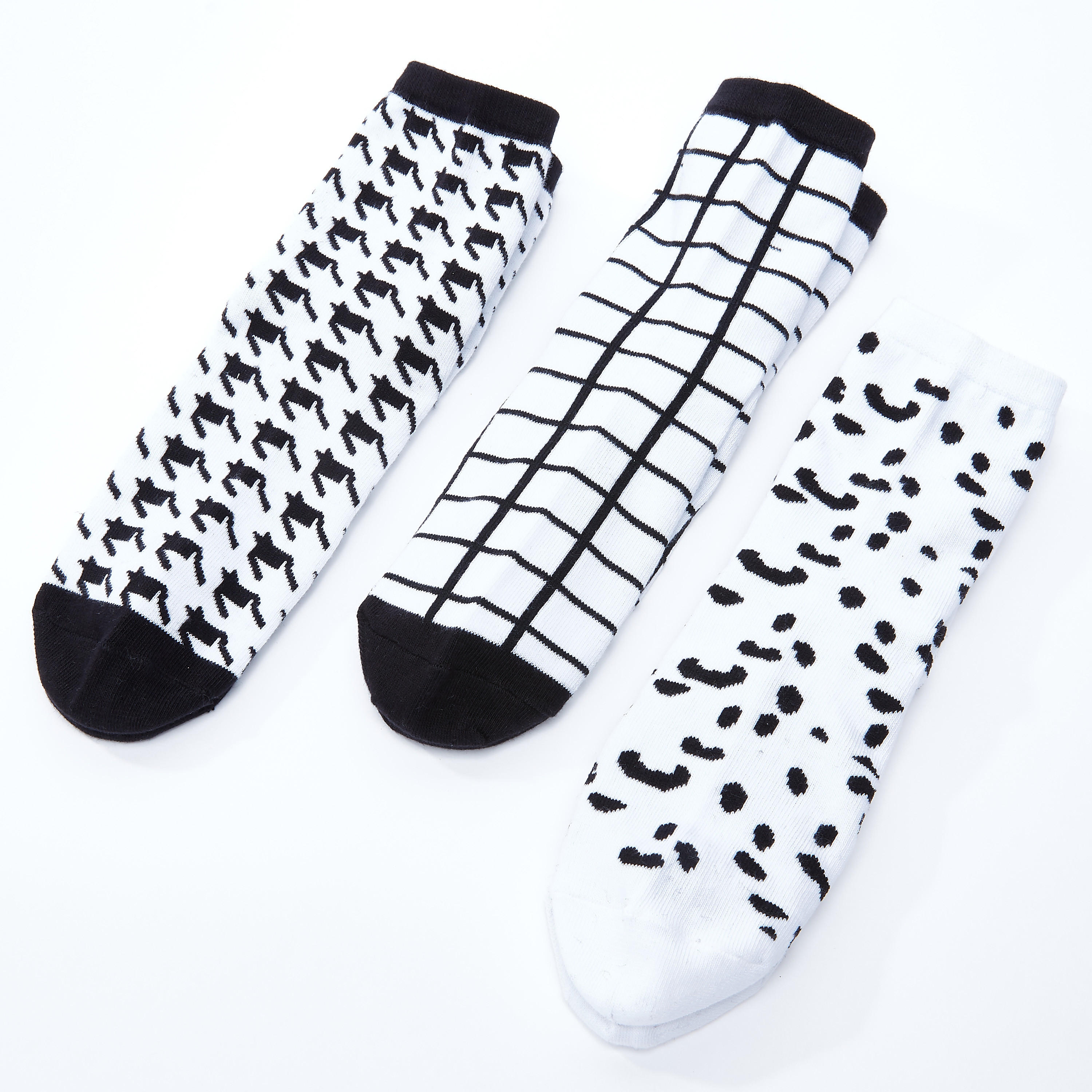 جوارب بطول الكاحل بطبعات - طقم من 3 أزواج-women-socksandstockings-image-1
