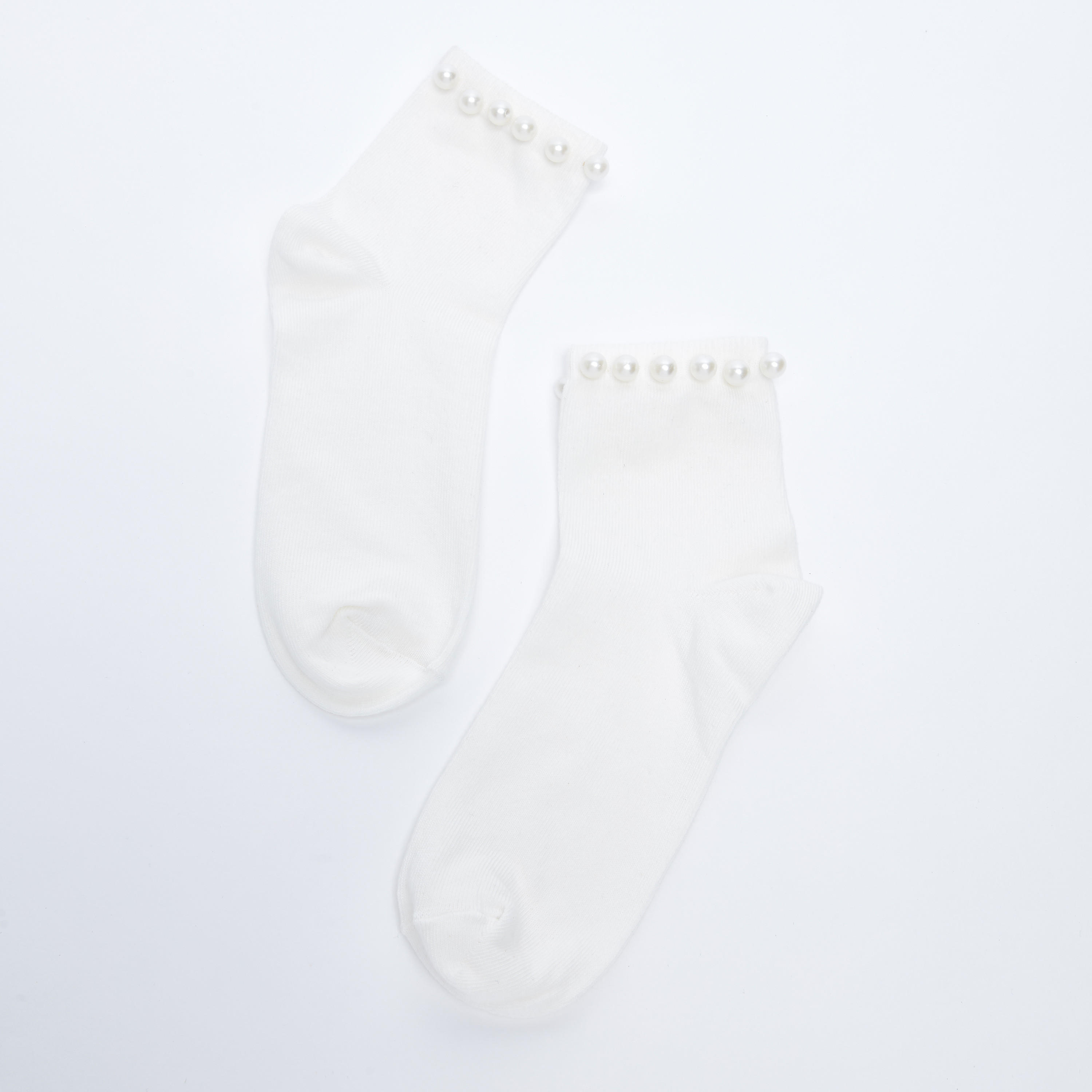 Pearl Detail Crew Length Socks-women-socksandstockings-image-3