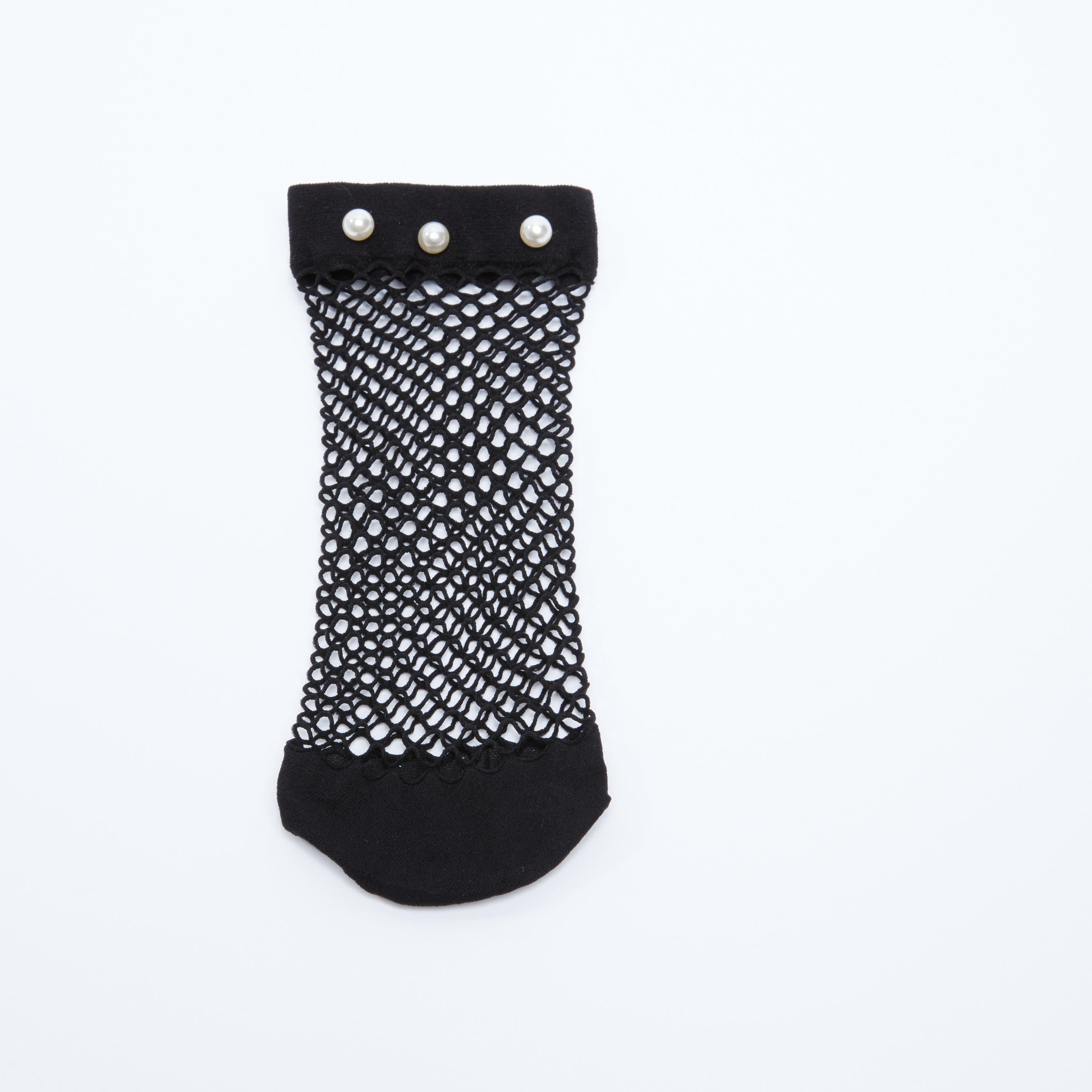 جوارب بتفاصيل لؤلؤ ودانتيل-women-socksandstockings-image-1