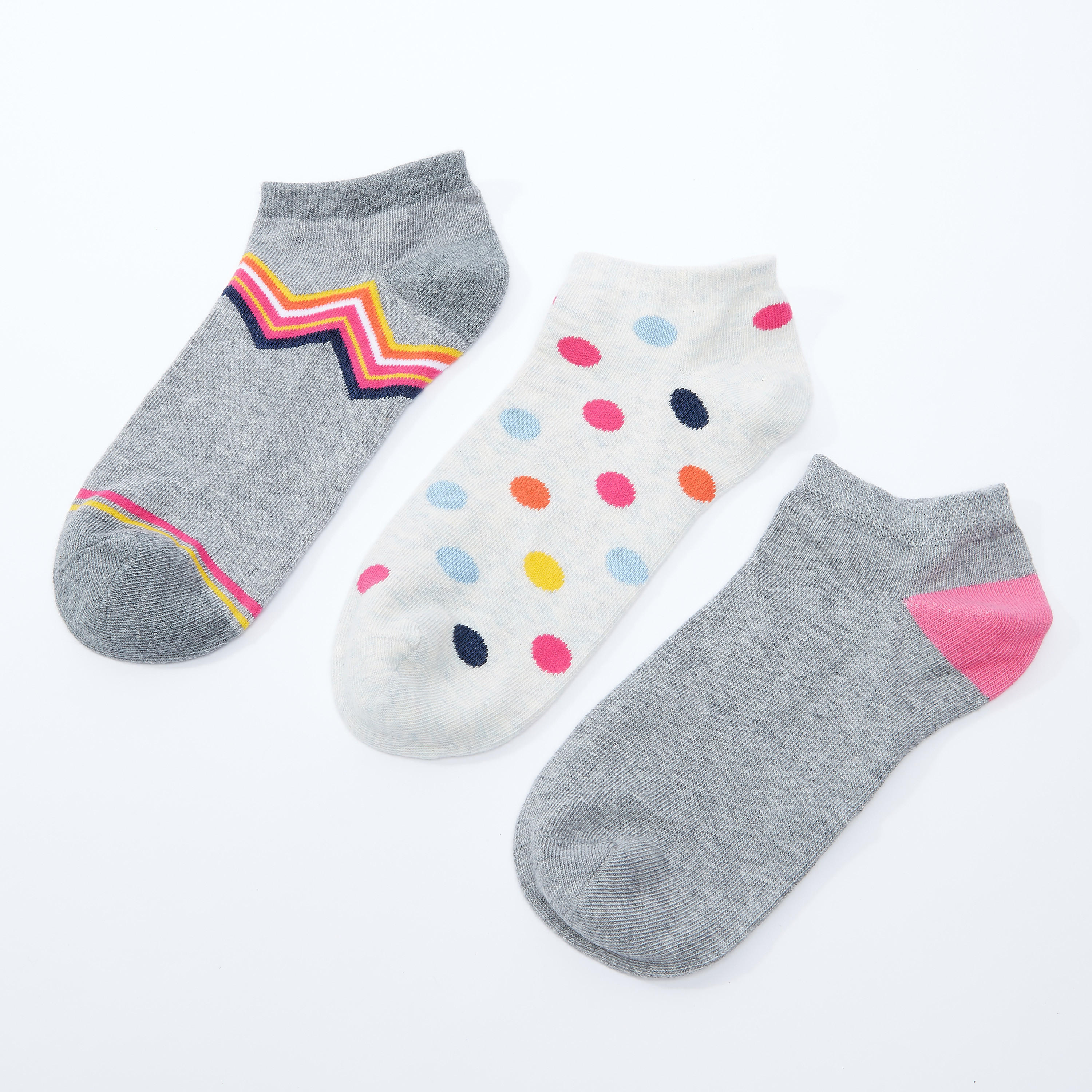 جوارب بطول الكاحل بطبعات - طقم من 3 أزواج-women-socksandstockings-image-3