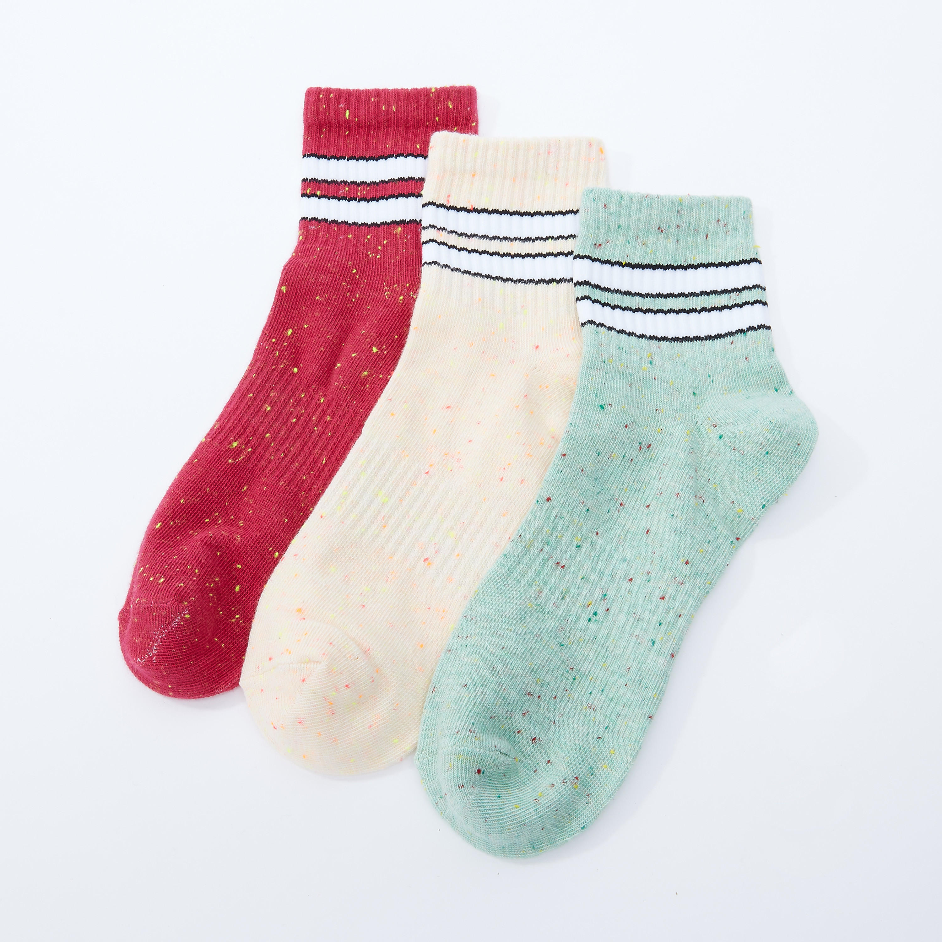 جوارب بطول الكاحل بحواف مقلّمة - طقم من 3 أزواج-women-socksandstockings-image-2