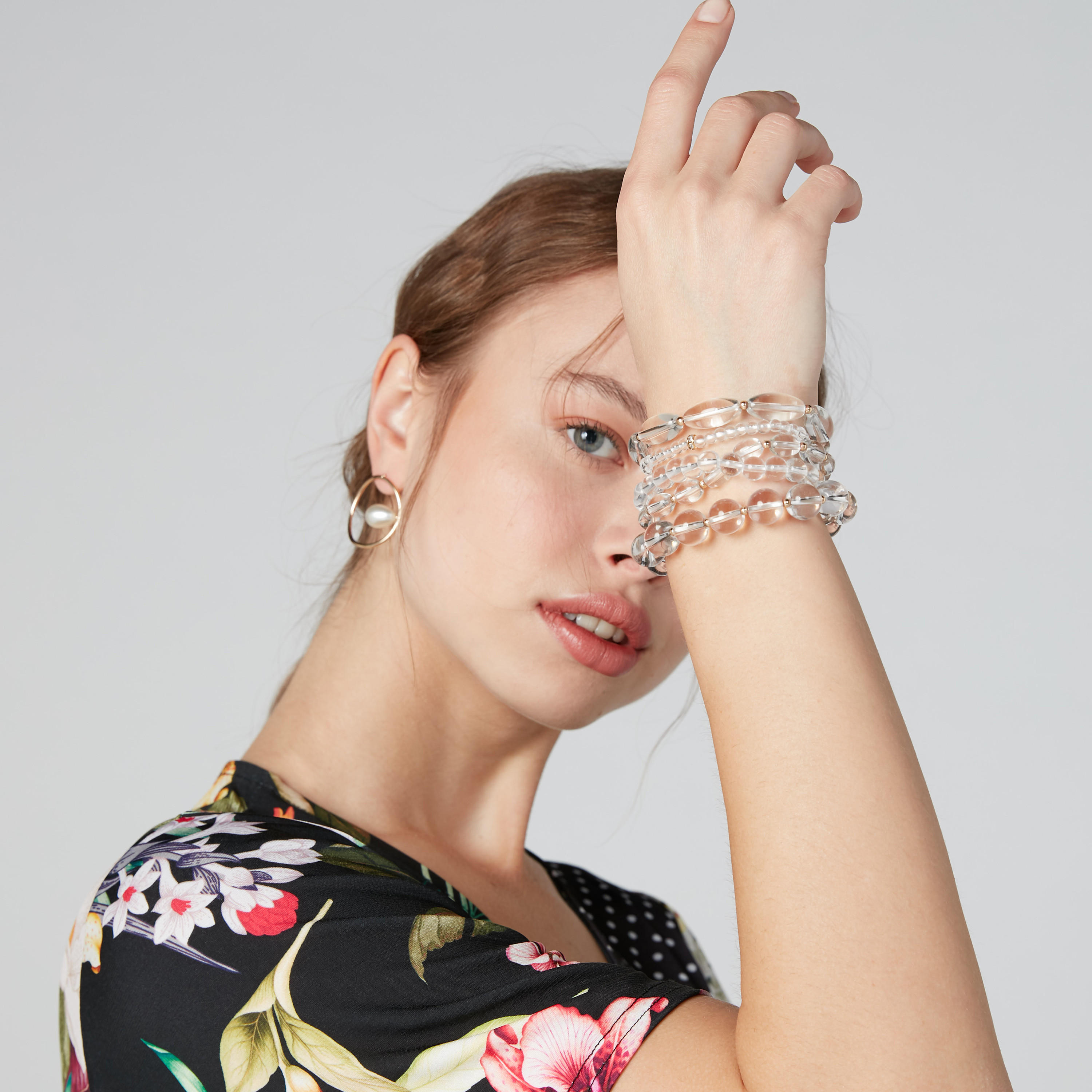 سوار مزيّن - طقم من قطعتين-women-watchesandjewellery-jewellery-banglesandbracelets-image-2