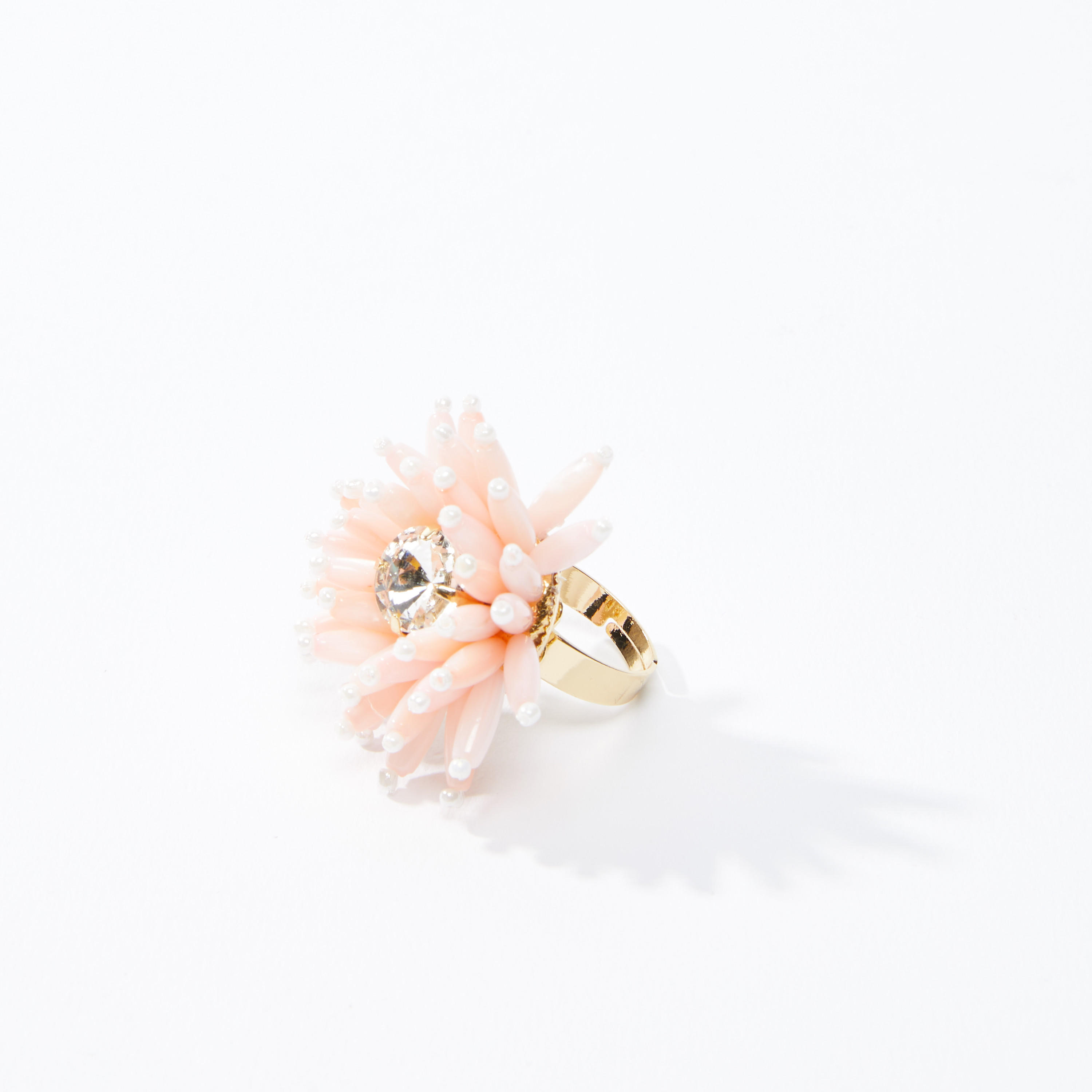 خاتم مرصع بتفاصيل لؤلؤ-women-watchesandjewellery-jewellery-rings-image-1