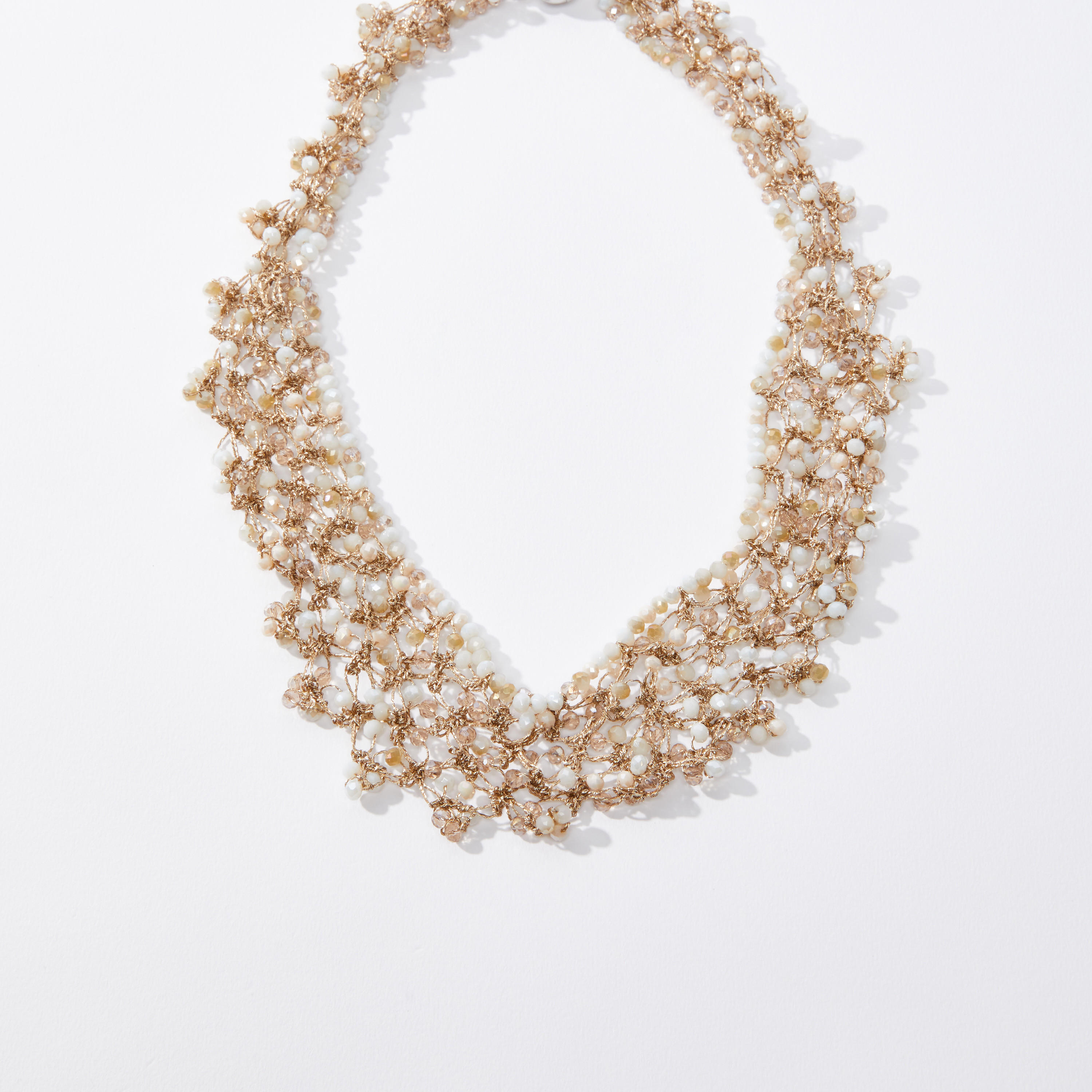 قلادة مزيّنة بإغلاق مغناطيسي-women-watchesandjewellery-jewellery-necklacesandpendants-image-1