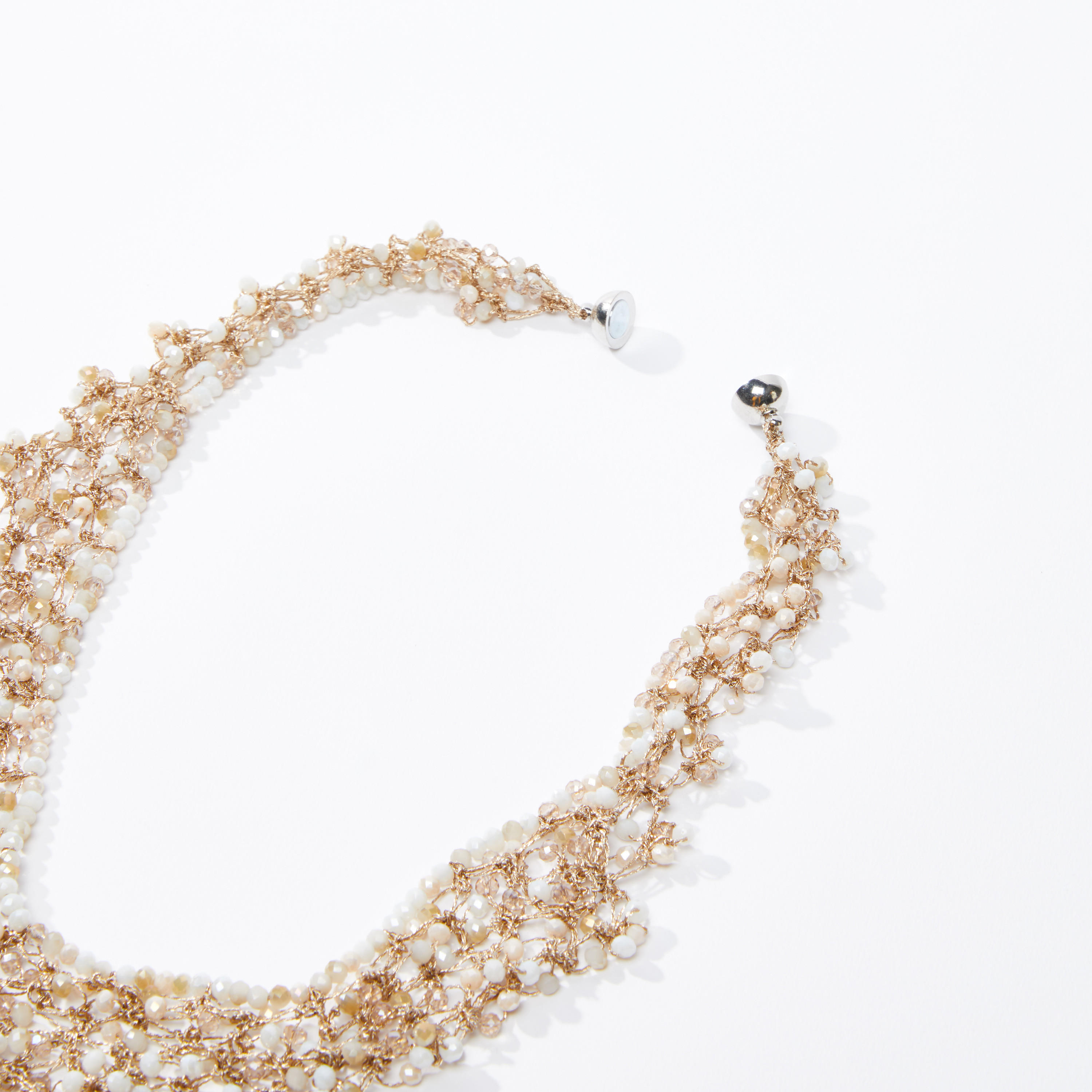 قلادة مزيّنة بإغلاق مغناطيسي-women-watchesandjewellery-jewellery-necklacesandpendants-image-3