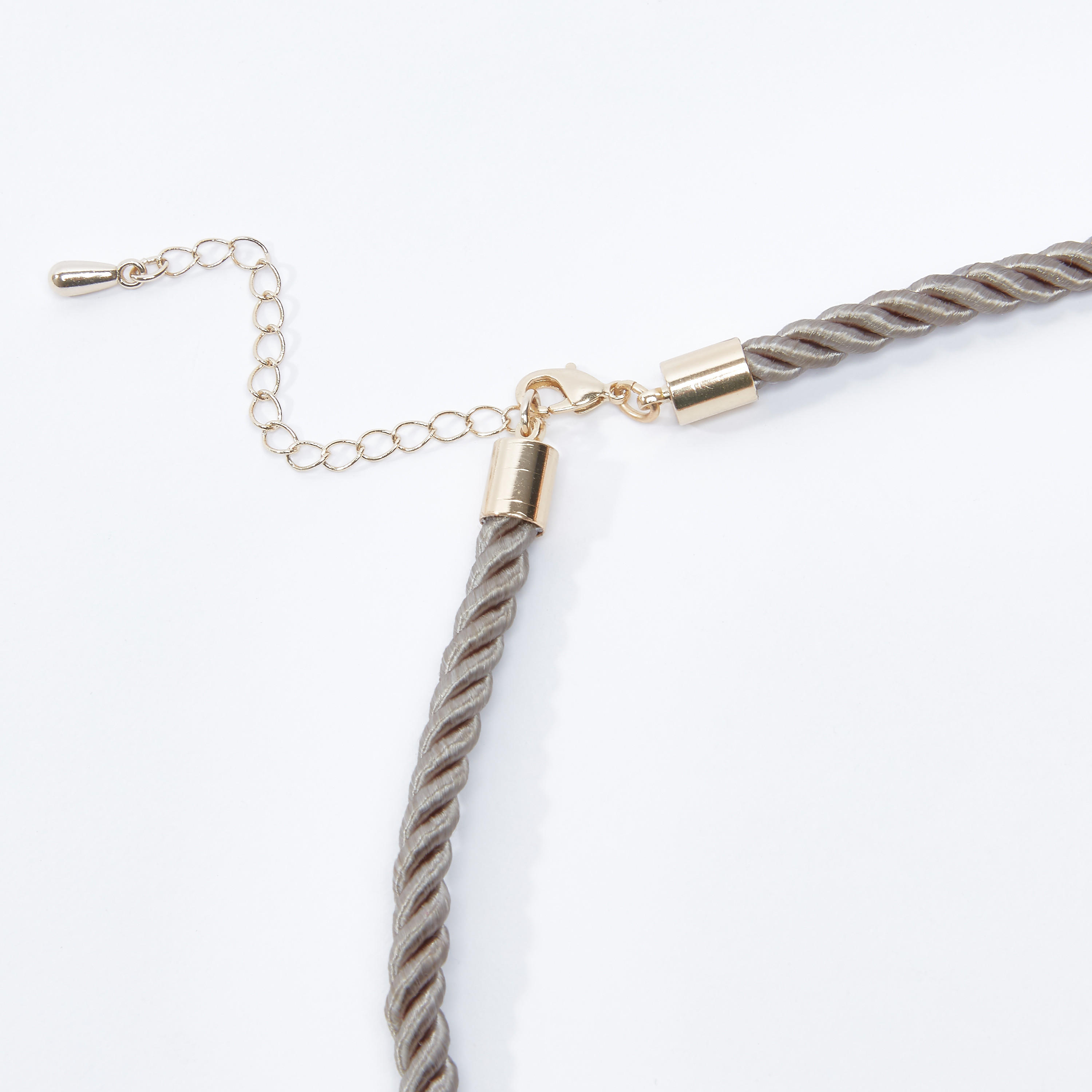 قلادة مزيّنة بمشبك إغلاق-women-watchesandjewellery-jewellery-necklacesandpendants-image-3
