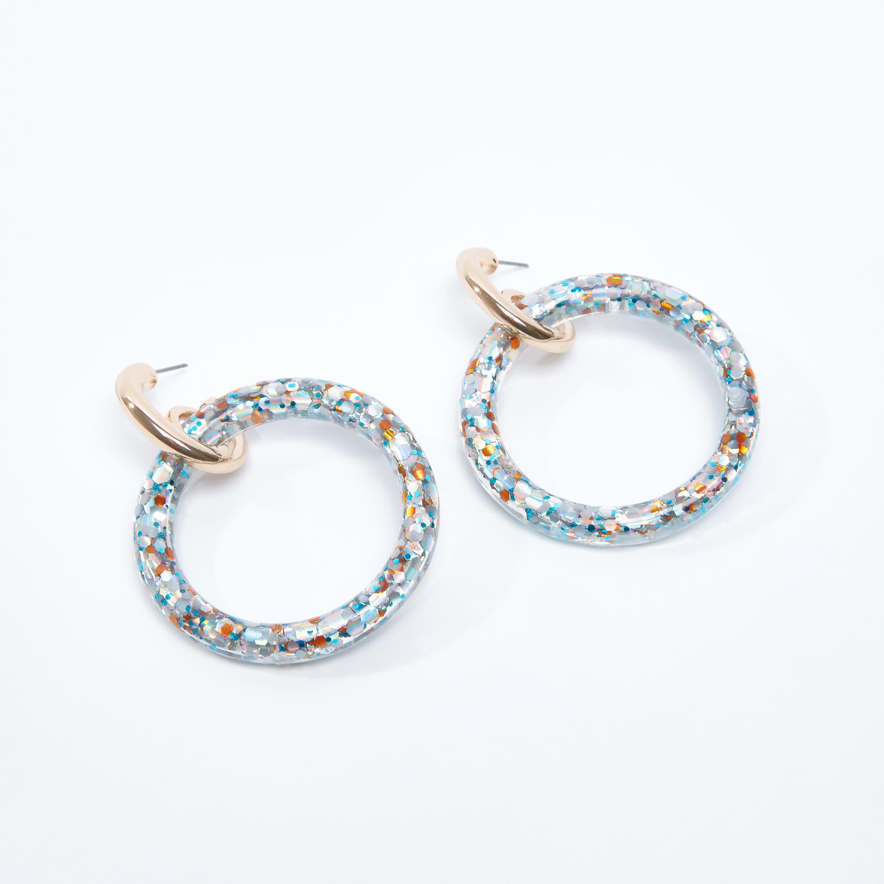 أقراط بمكبس إغلاق وتفاصيل ميتاليك-women-watchesandjewellery-jewellery-earrings-image-1