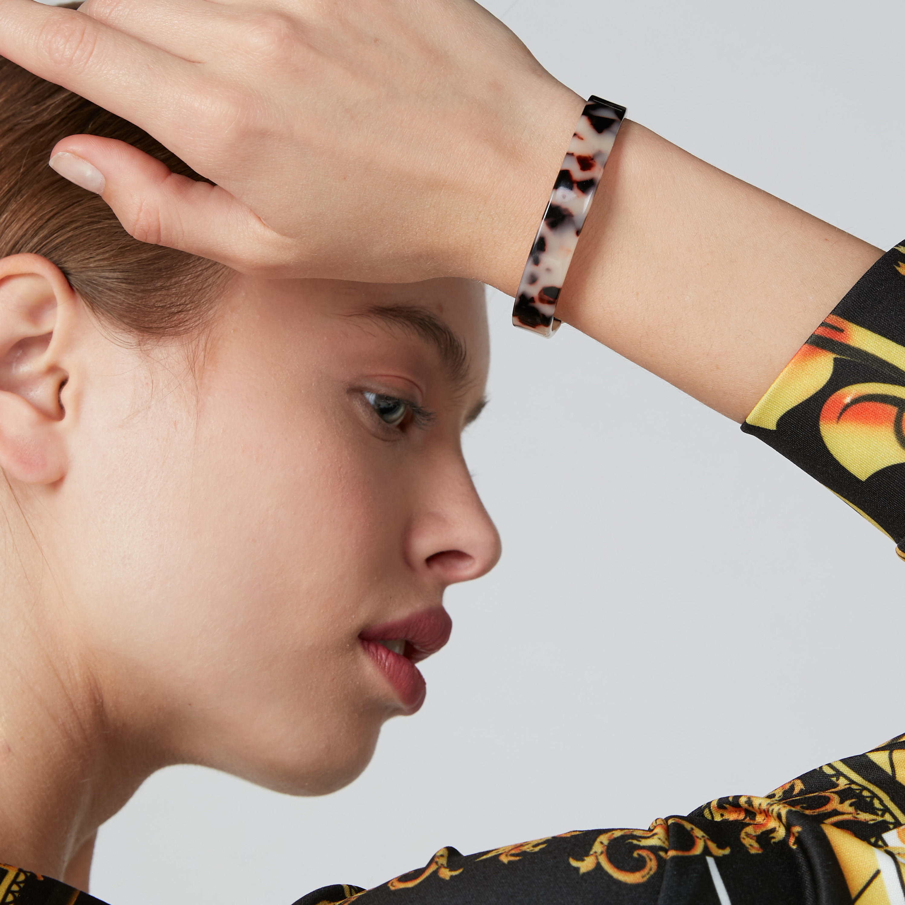 Printed Bracelet with Metallic Hook Closure-women-watchesandjewellery-jewellery-banglesandbracelets-image-2