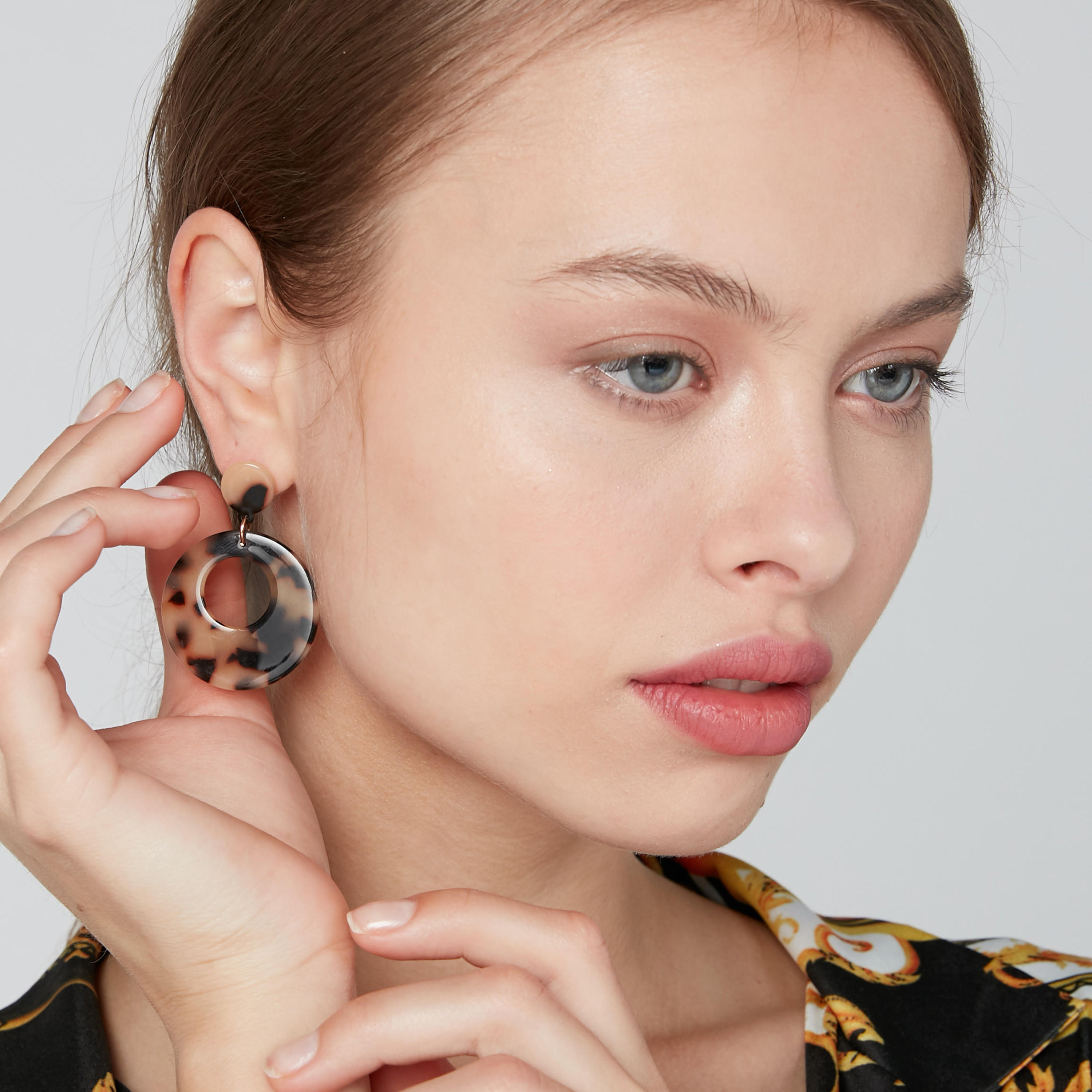 Printed Dangling Earrings with Pushback Closure-women-watchesandjewellery-jewellery-earrings-image-2