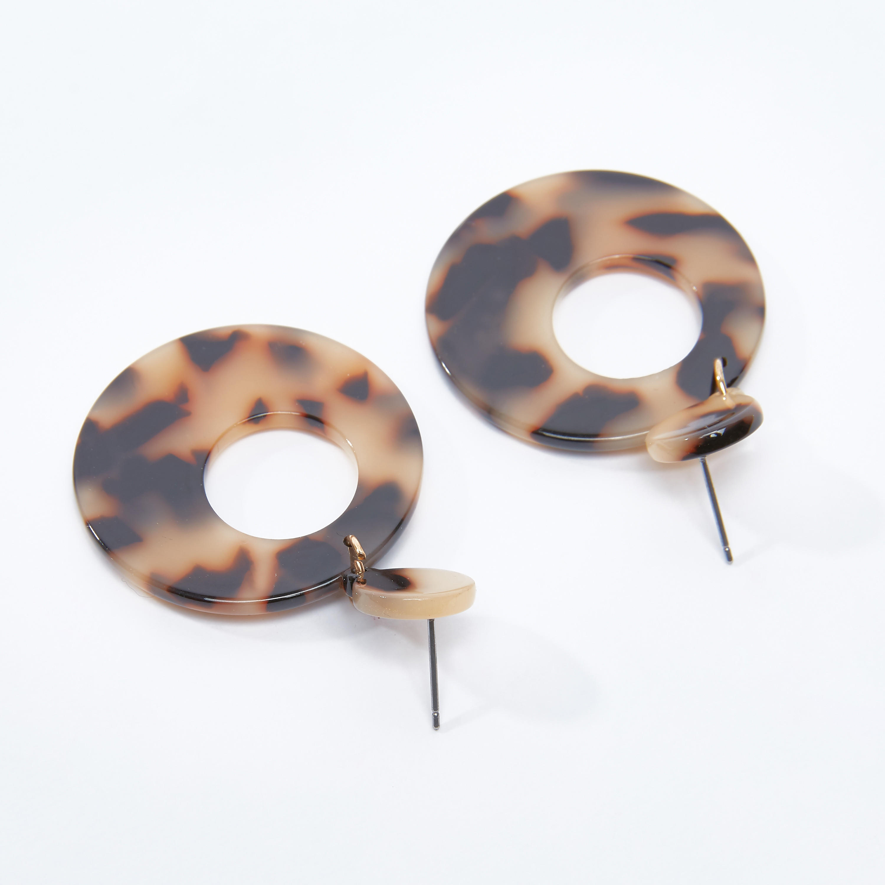 Printed Dangling Earrings with Pushback Closure-women-watchesandjewellery-jewellery-earrings-image-3