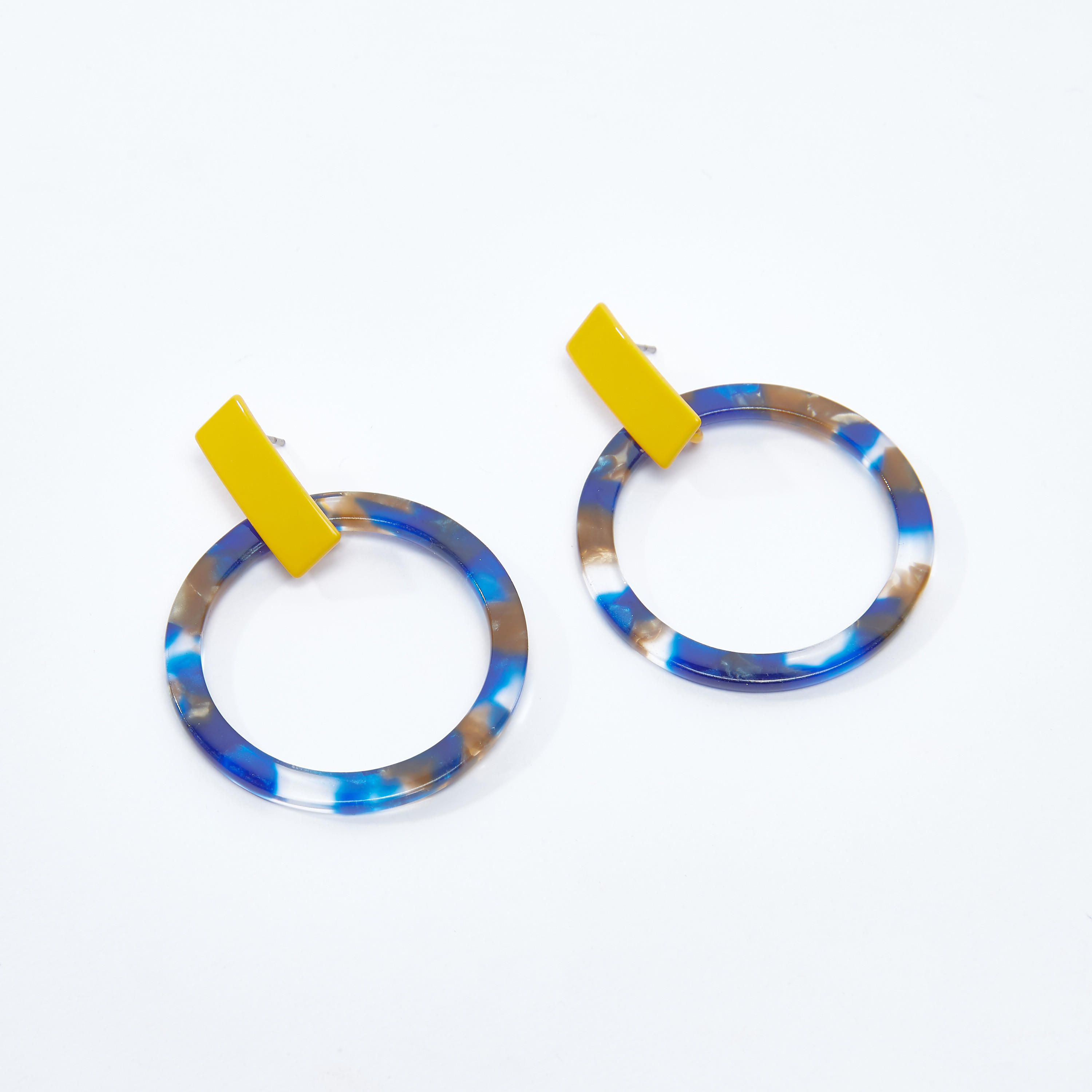 Printed Dangling Earrings with Pushback Closure-women-watchesandjewellery-jewellery-earrings-image-1