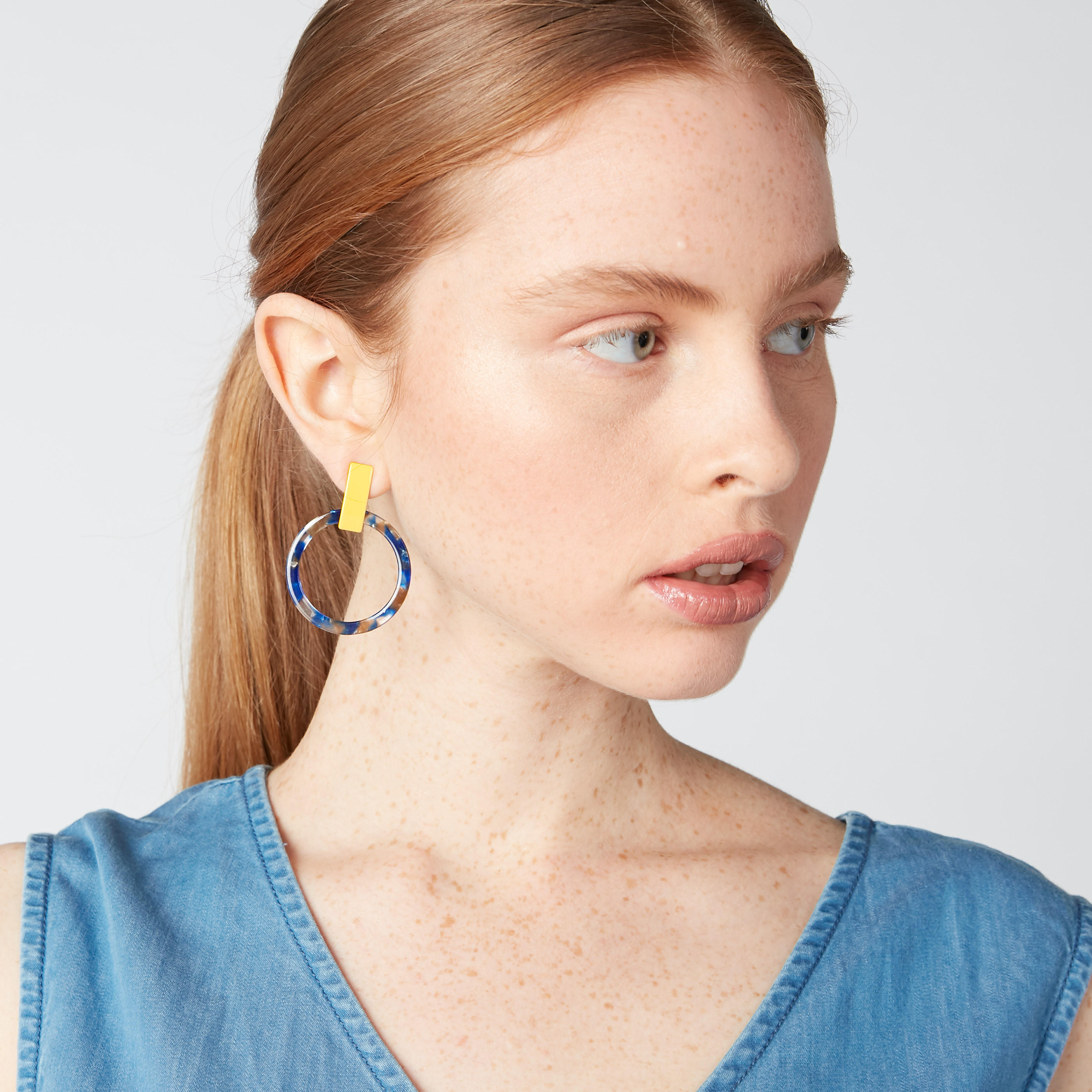 Printed Dangling Earrings with Pushback Closure-women-watchesandjewellery-jewellery-earrings-image-2