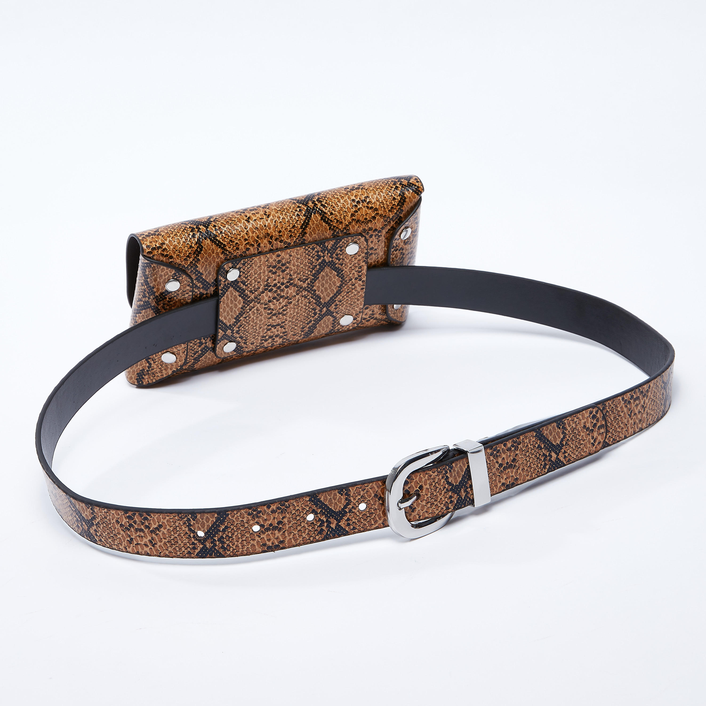 محفظة بطيّة وحزام بإبزيم بدبوس قابل للتعديل وطبعات-women-clothingaccessories-belts-image-3