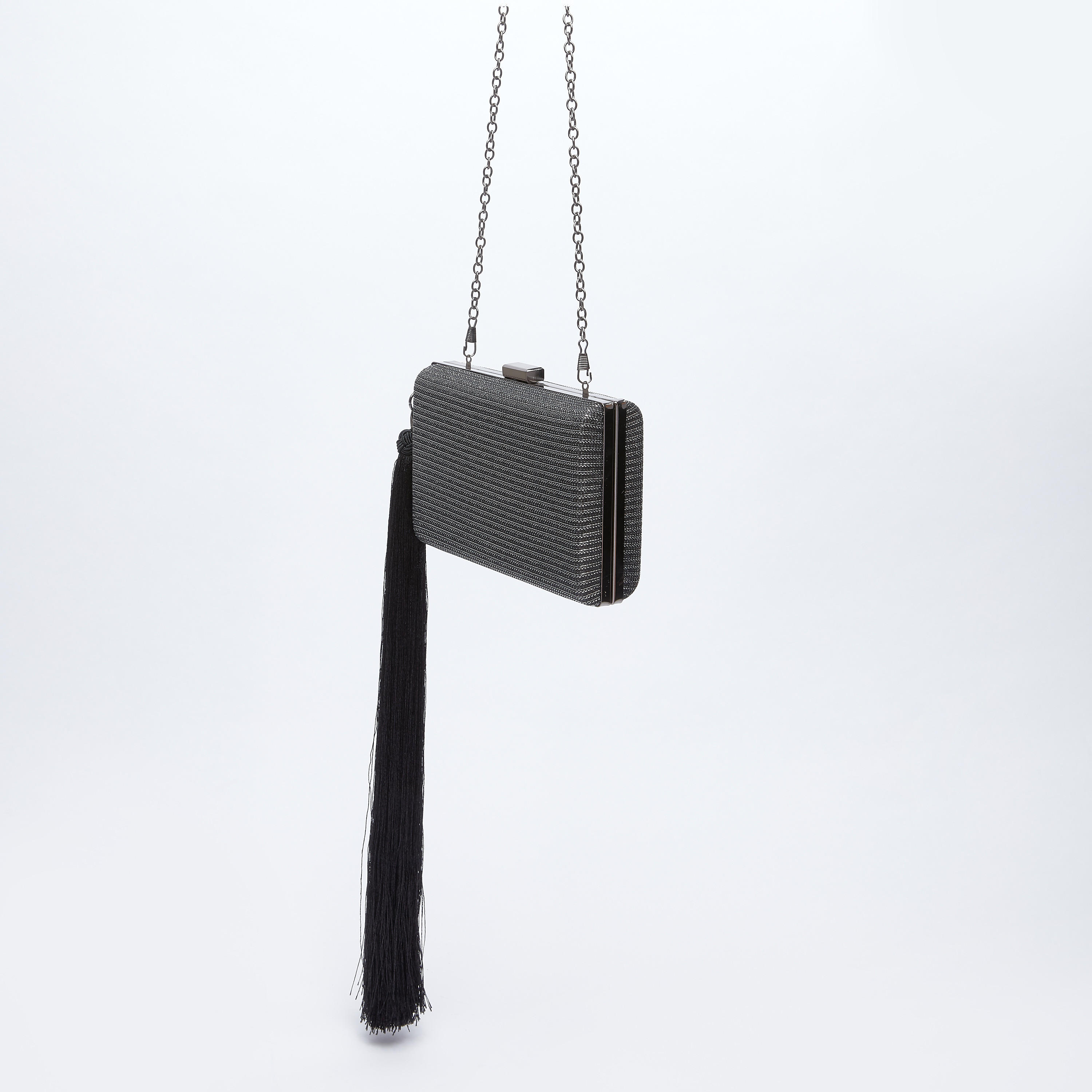 حقيبة كلاتش بشرّابات-women-bagsandwallets-handbags-image-2