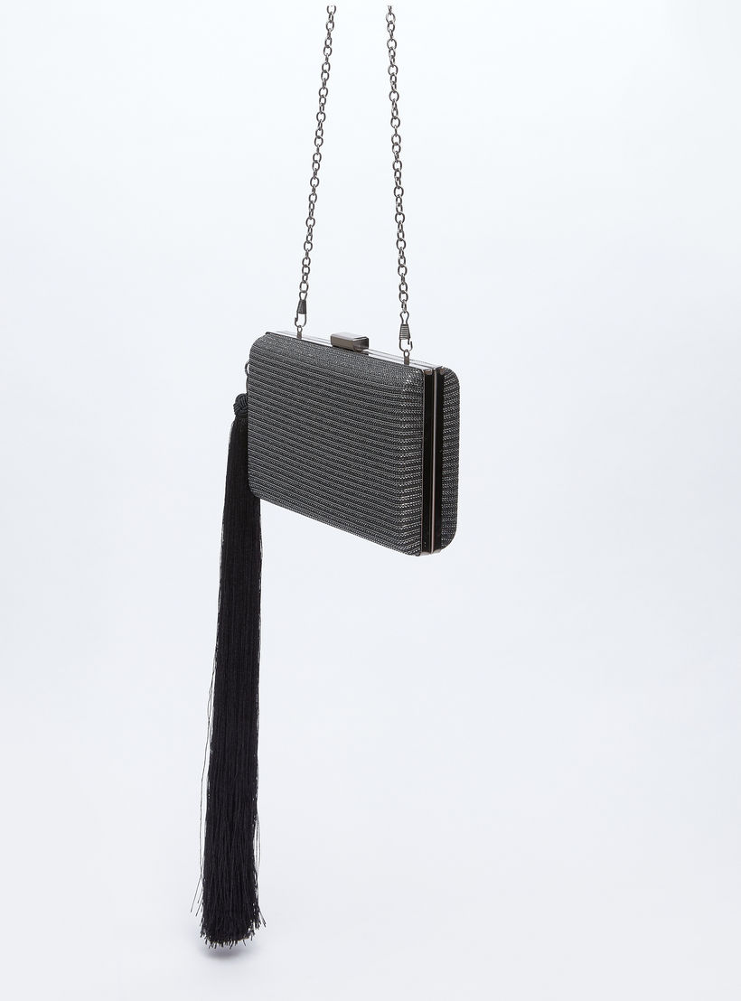 حقيبة كلاتش بشرّابات-women-bagsandwallets-handbags-image-2