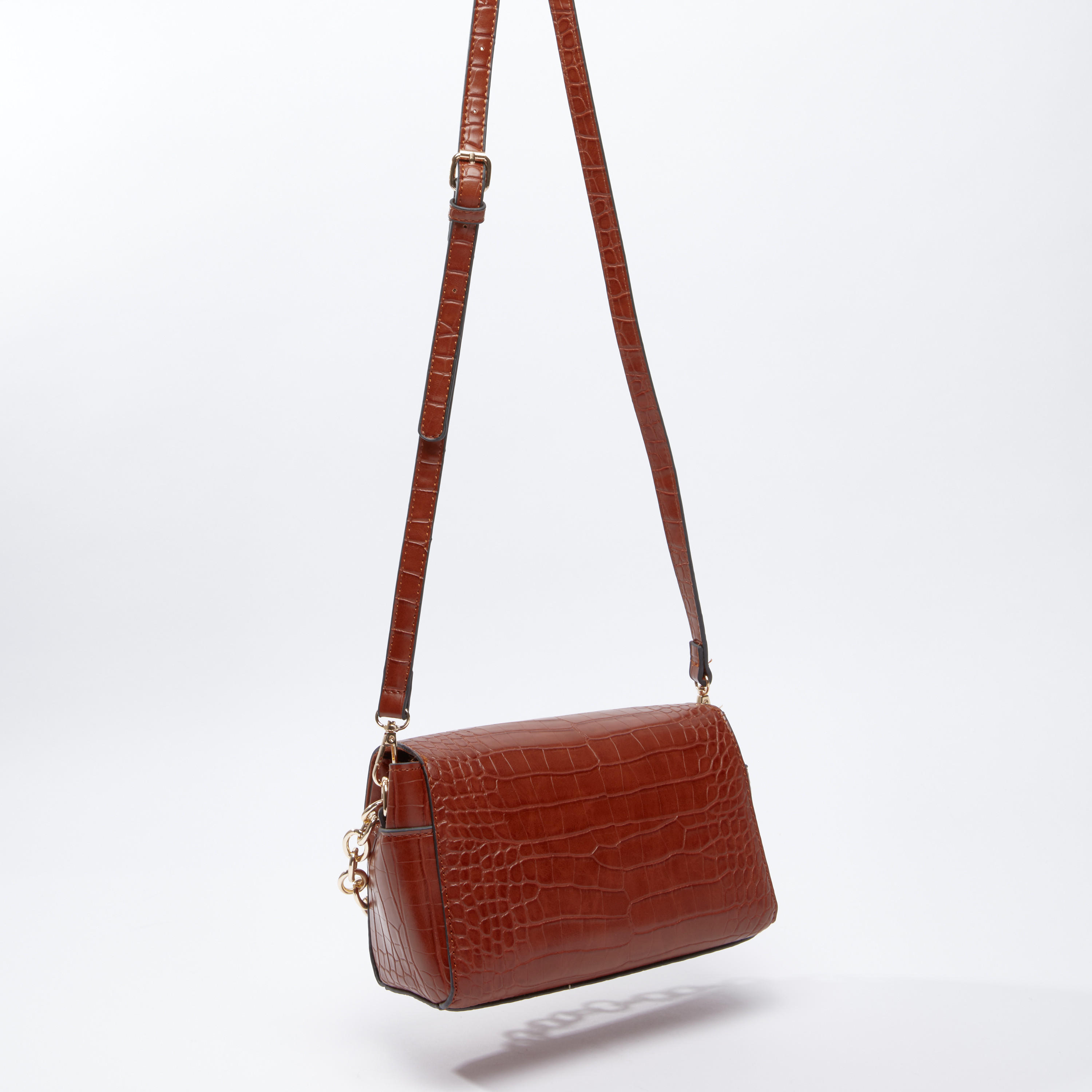 حقيبة ساتشيل بارزة الملمس بقفل إغلاق دوّار وحمّالة قابلة للتعديل-women-bagsandwallets-handbags-image-3