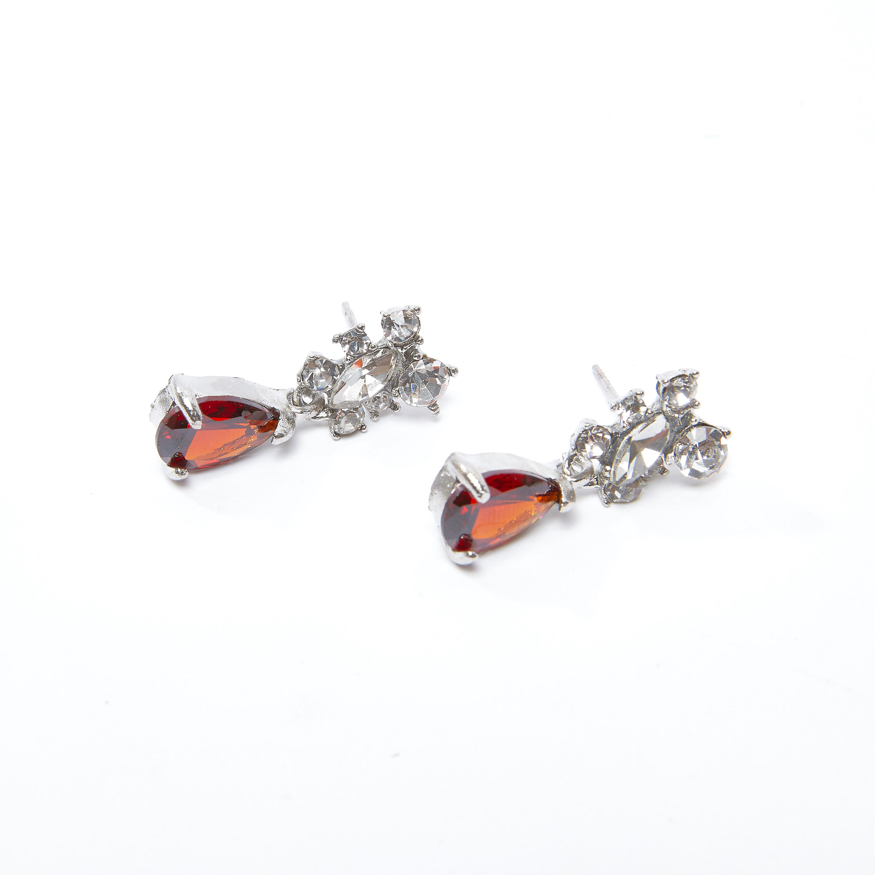 طقم مرصّع من قلادة بدلاية وأقراط-women-watchesandjewellery-jewellery-necklacesandpendants-image-4