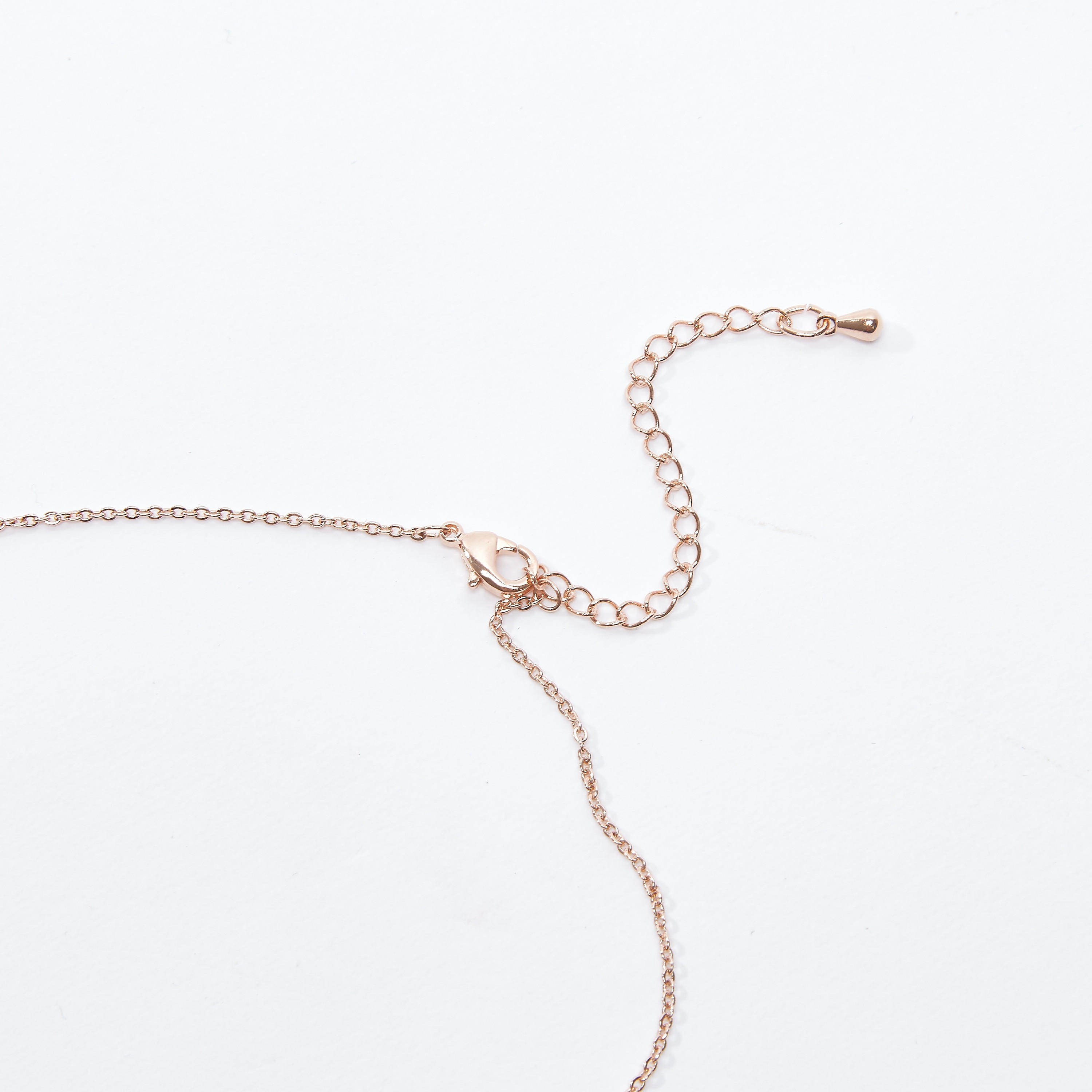 قلادة بدلّاية مفتاح مرصّعة ومشبك إغلاق-women-watchesandjewellery-jewellery-necklacesandpendants-image-3