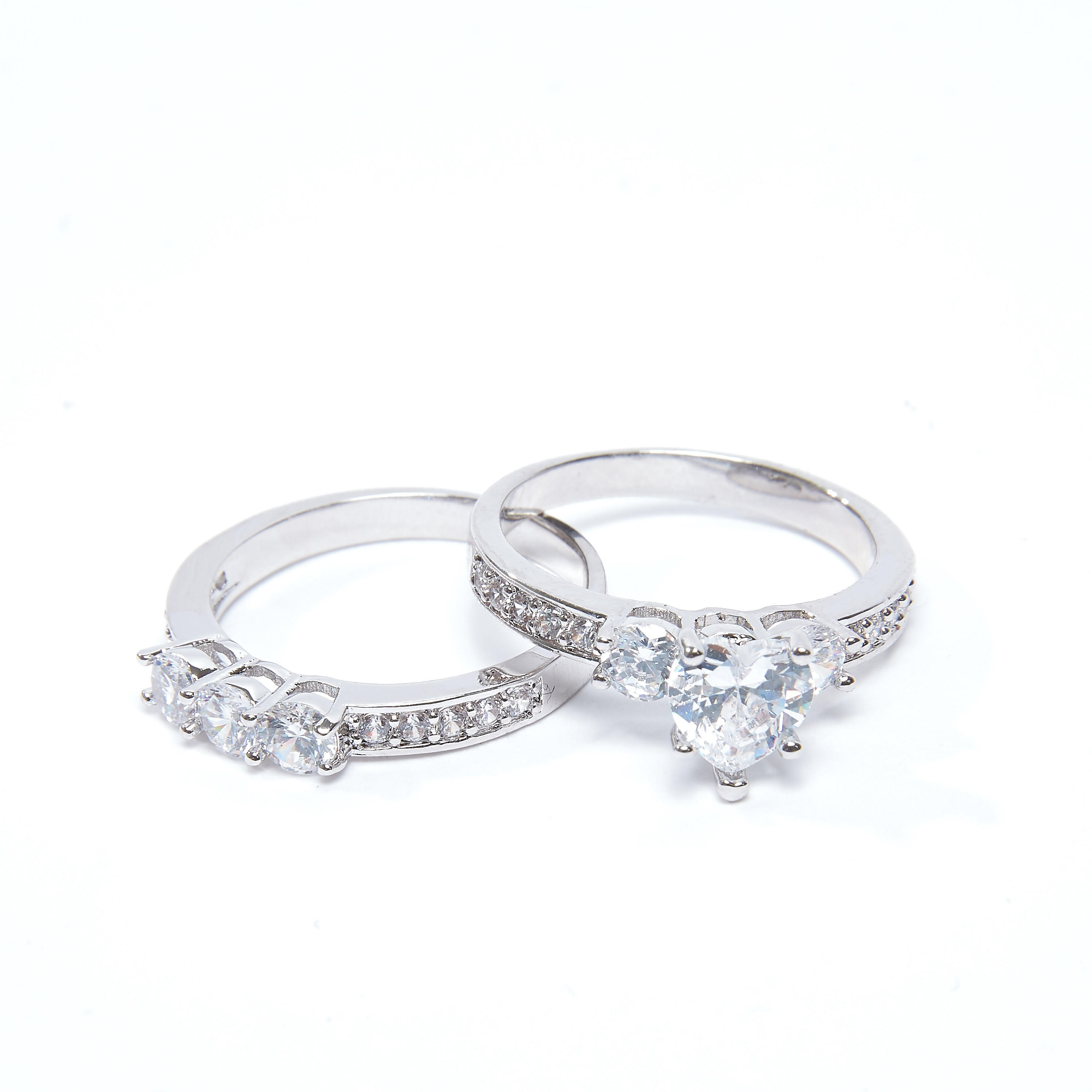خاتم مرصّع - طقم من قطعتين-women-watchesandjewellery-jewellery-rings-image-1