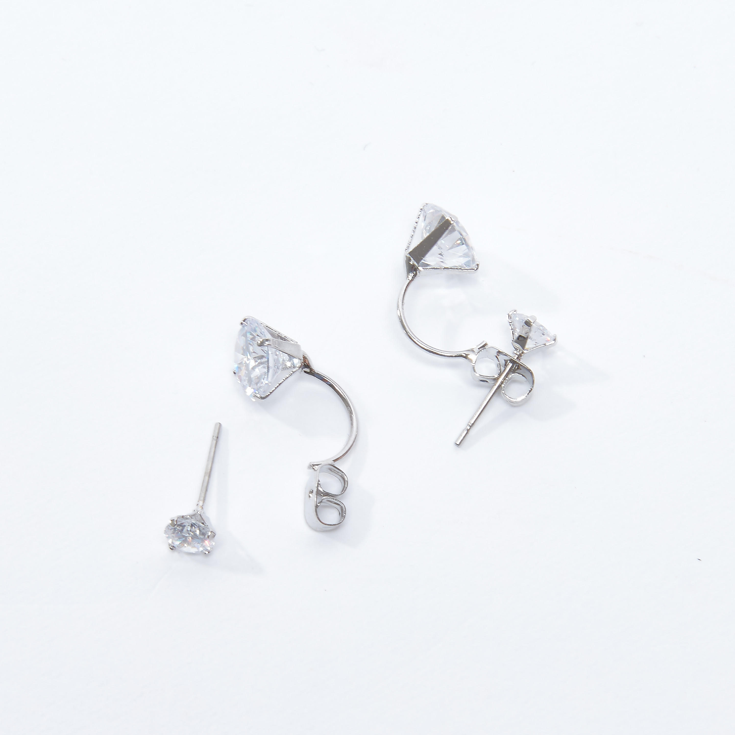 أقراط متدليّة مرصّعة بمكبس إغلاق-women-watchesandjewellery-jewellery-earrings-image-1