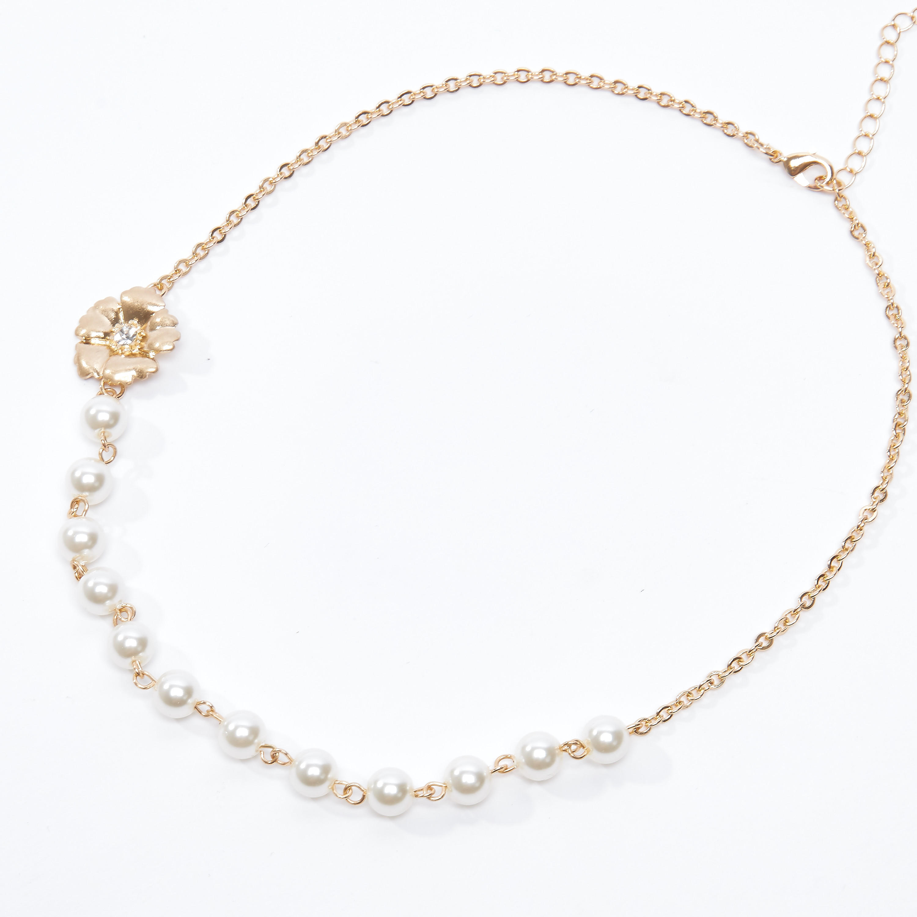 قلادة بتفاصيل لؤلؤ ومشبك إغلاق-women-watchesandjewellery-jewellery-necklacesandpendants-image-1
