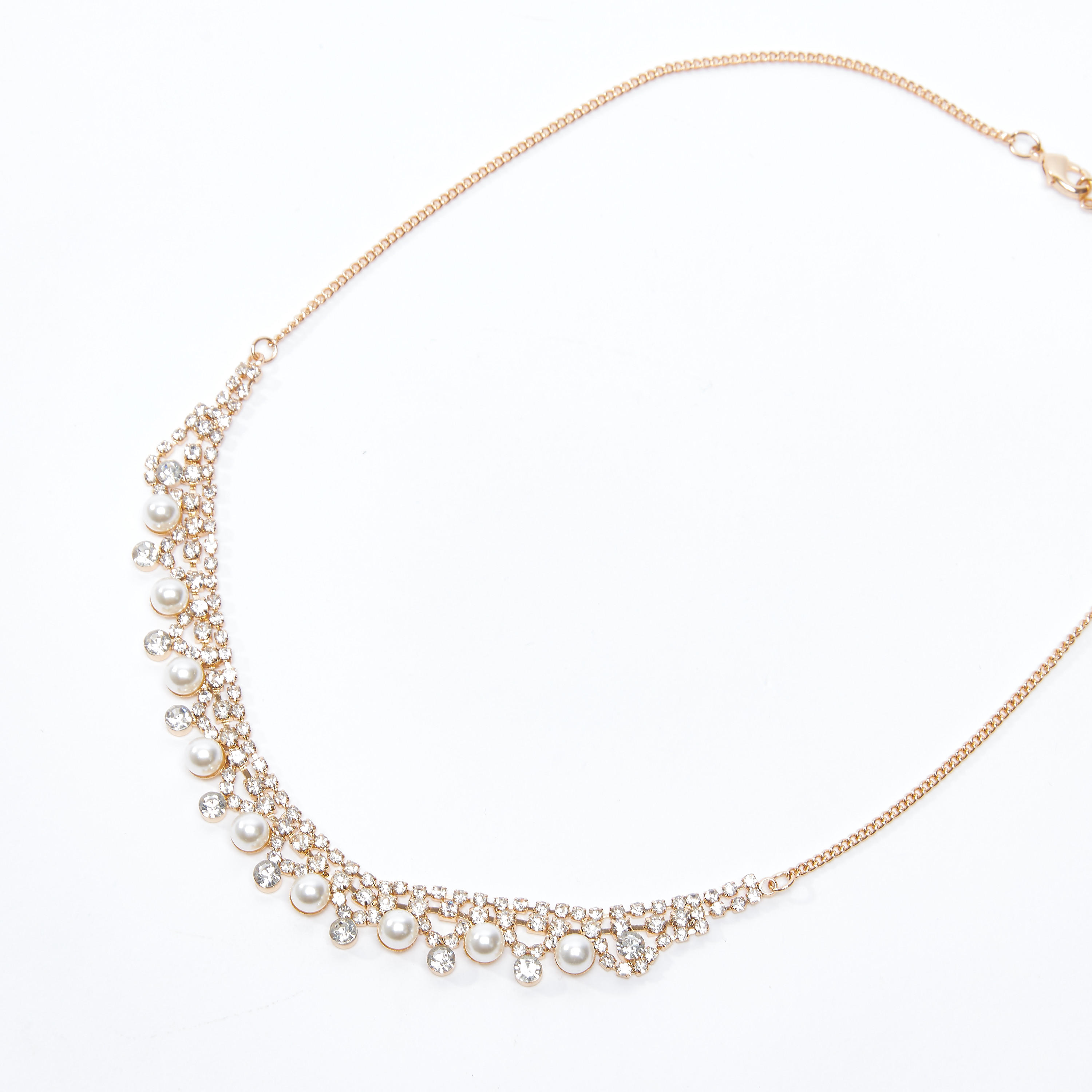 قلادة مرصّعة بمشبك إغلاق-women-watchesandjewellery-jewellery-necklacesandpendants-image-1