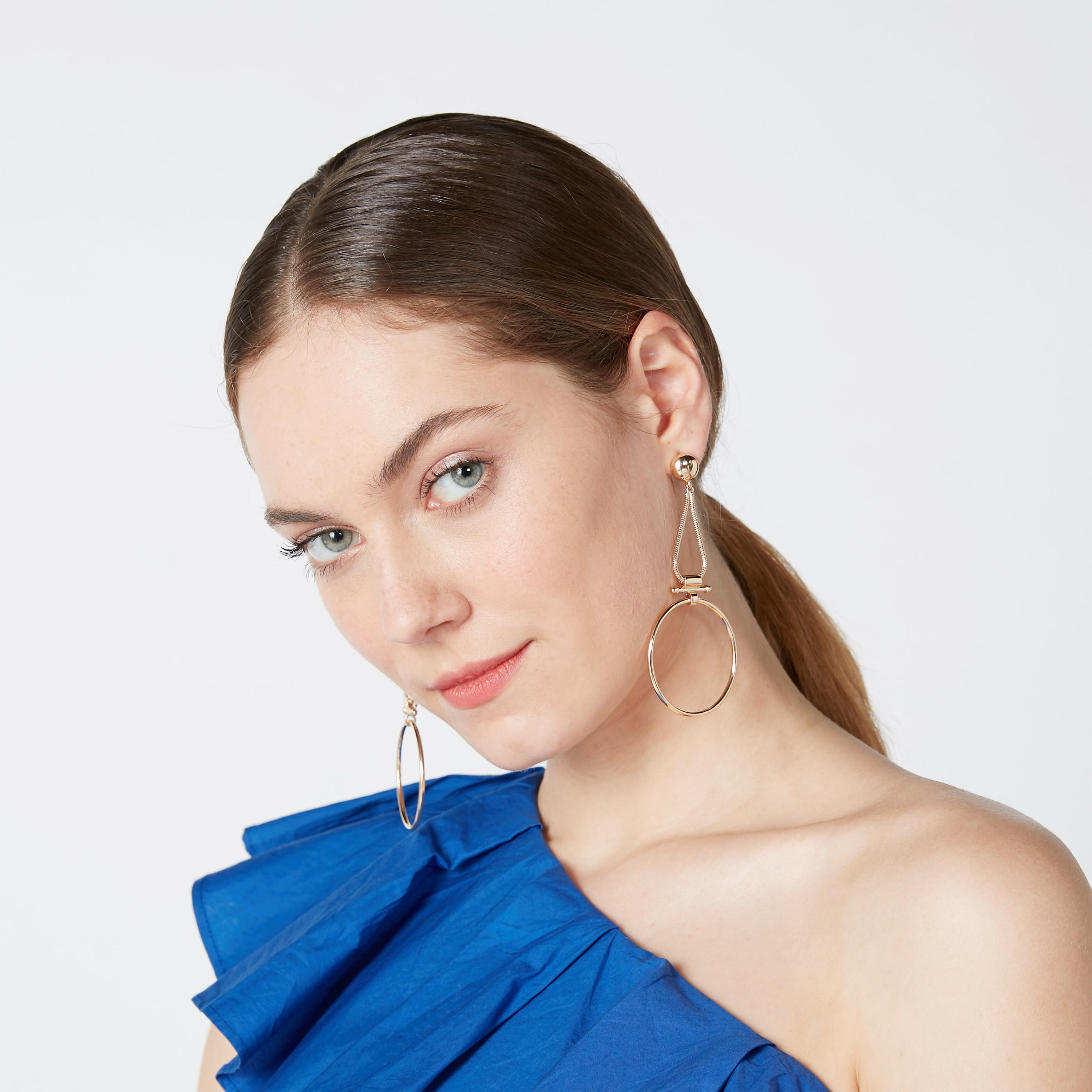 أقراط متدليّة ميتاليك بمكبس إغلاق-women-watchesandjewellery-jewellery-earrings-image-2