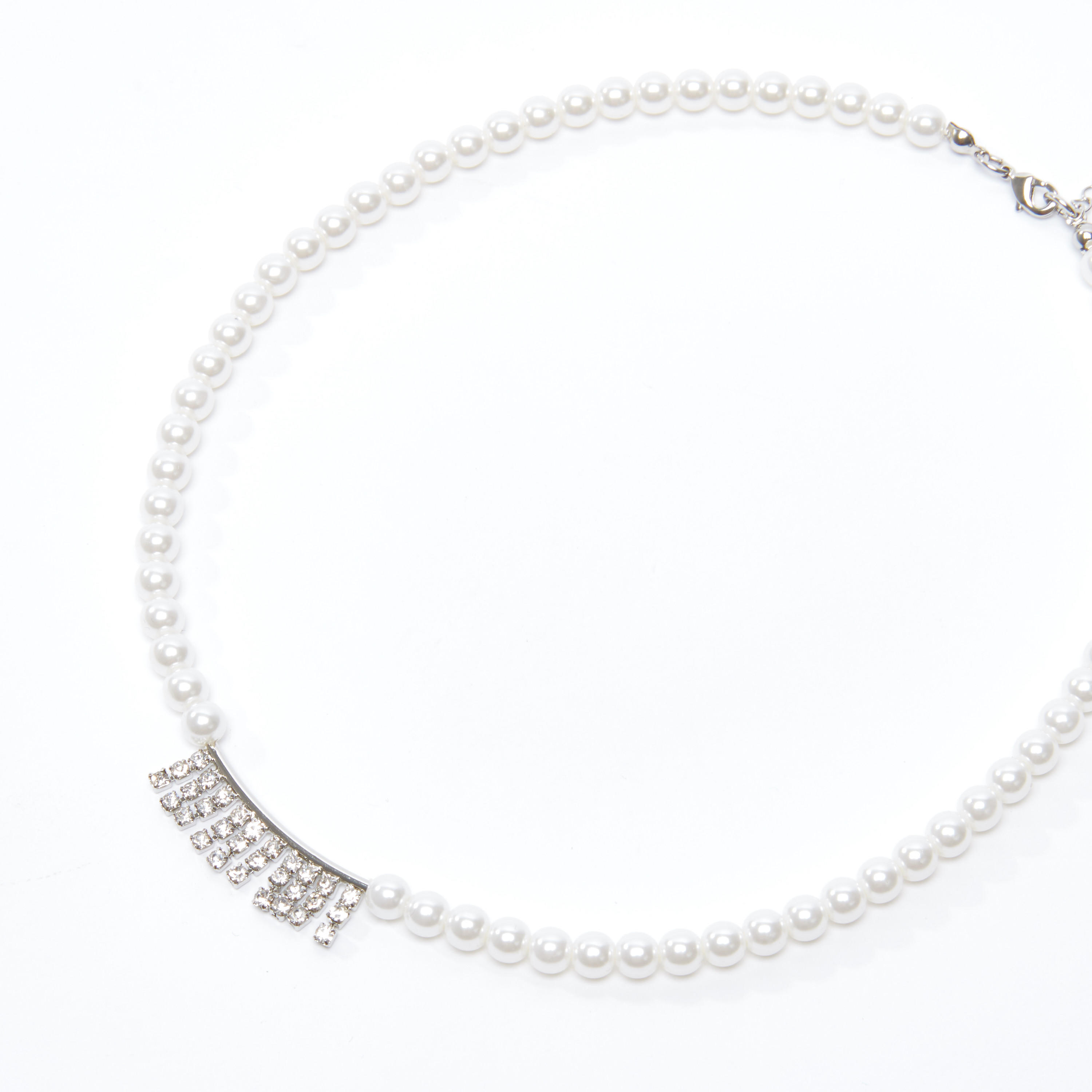 قلادة بتفاصيل لؤلؤ ومشبك إغلاق-women-watchesandjewellery-jewellery-necklacesandpendants-image-1