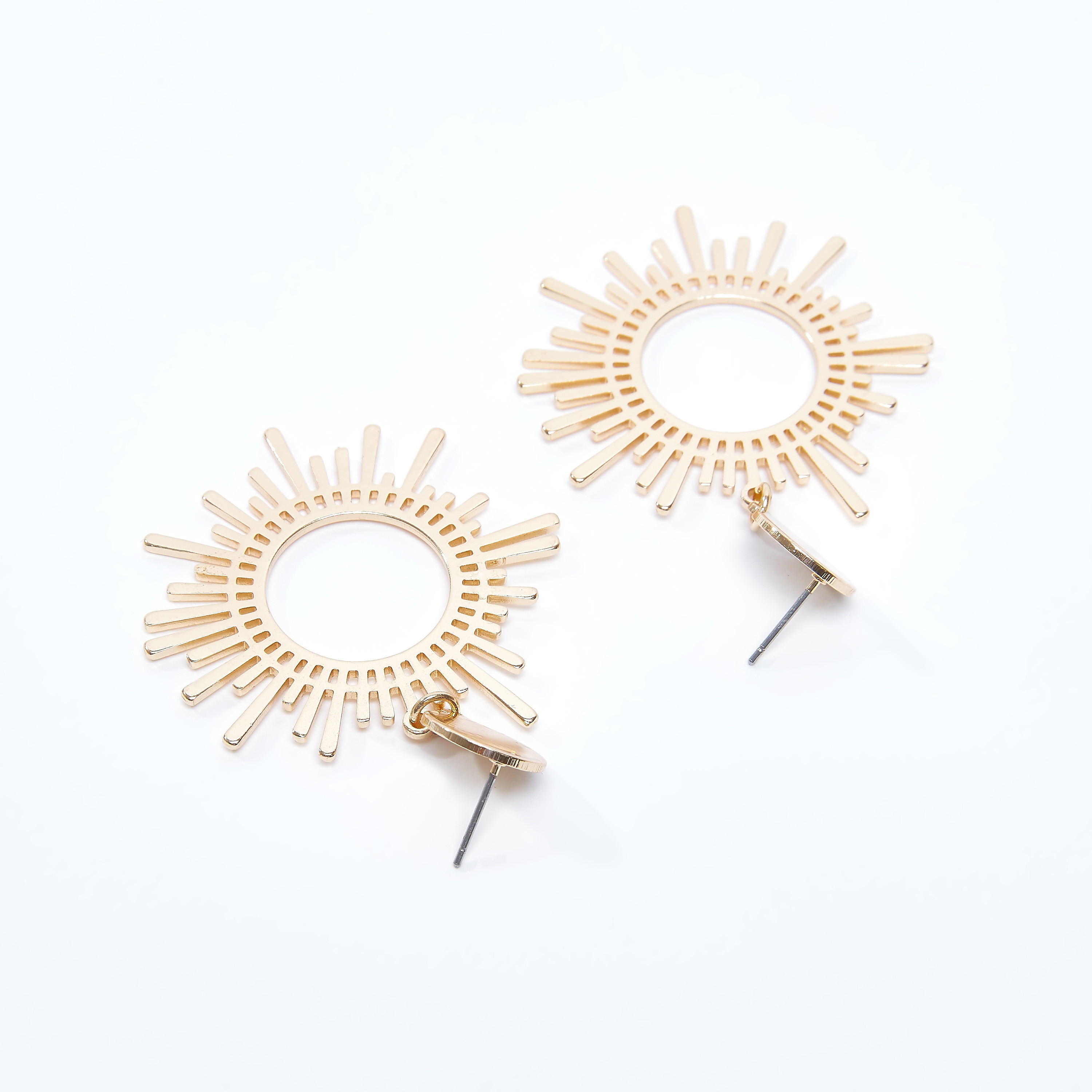 Metallic Dangling Earrings with Pushback Closure-women-watchesandjewellery-jewellery-earrings-image-3