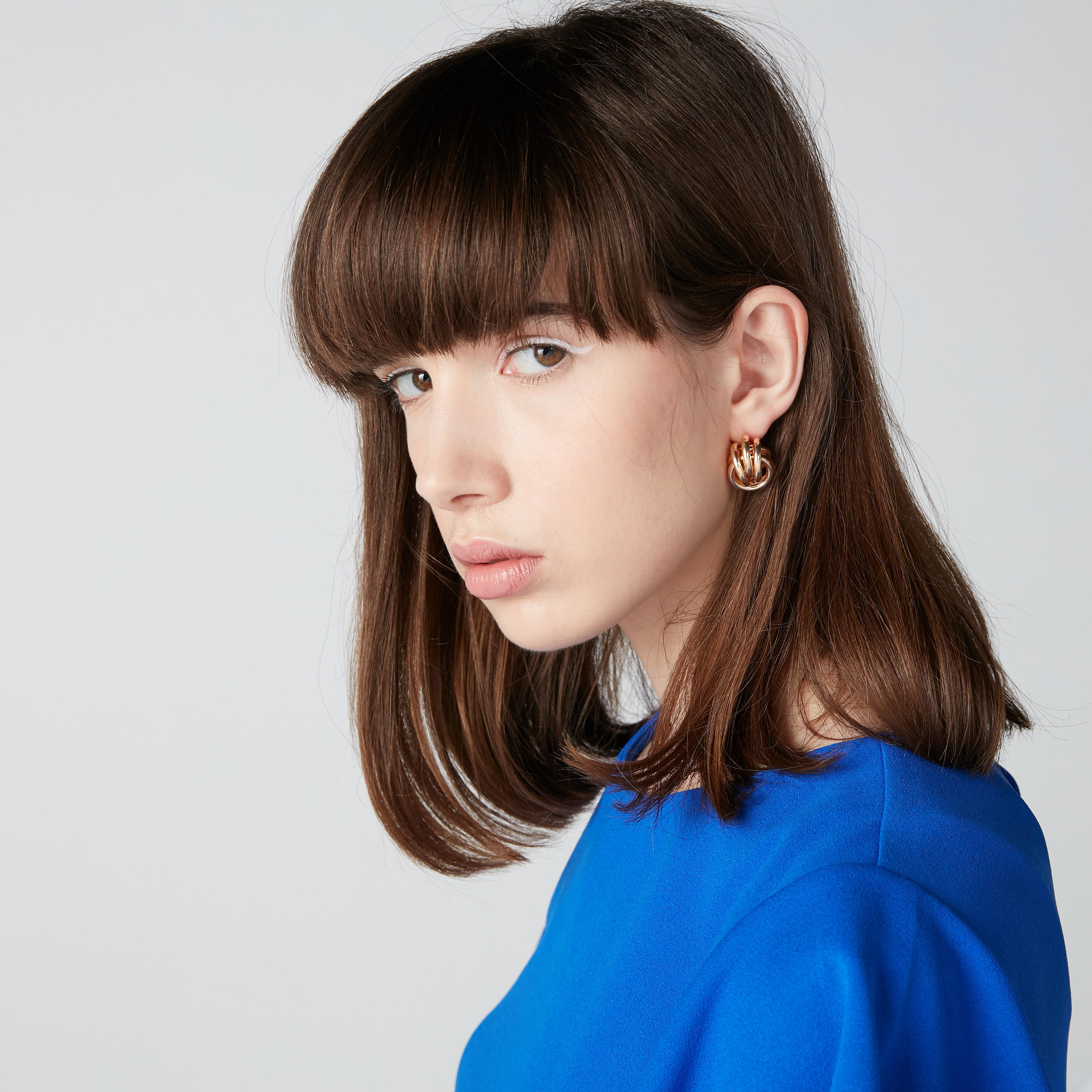 أقراط ميتاليك بتفاصيل حلقية ومكبس إغلاق-women-watchesandjewellery-jewellery-earrings-image-2
