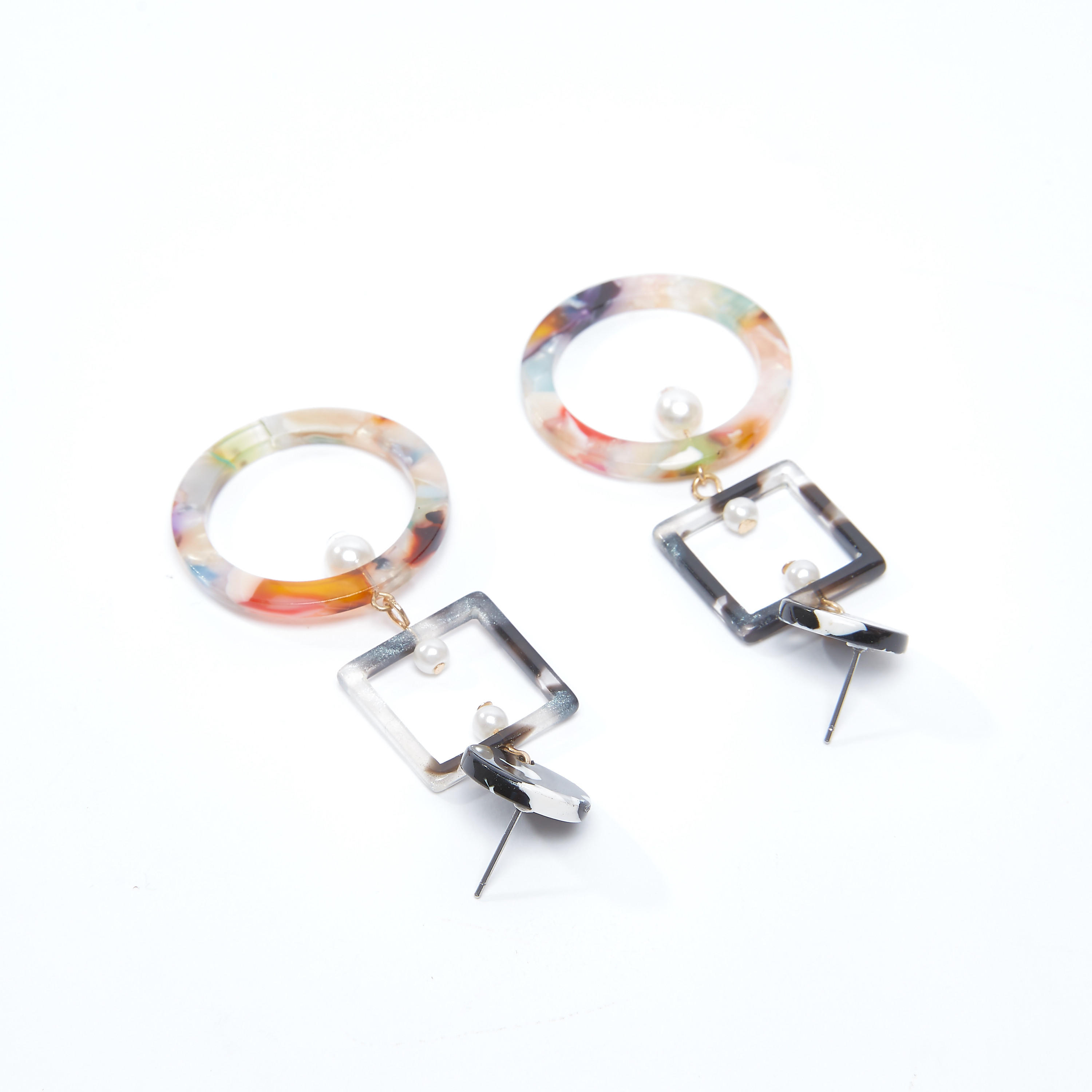 Pearl Detail Dangling Earrings with Pushback Closure-women-watchesandjewellery-jewellery-earrings-image-3