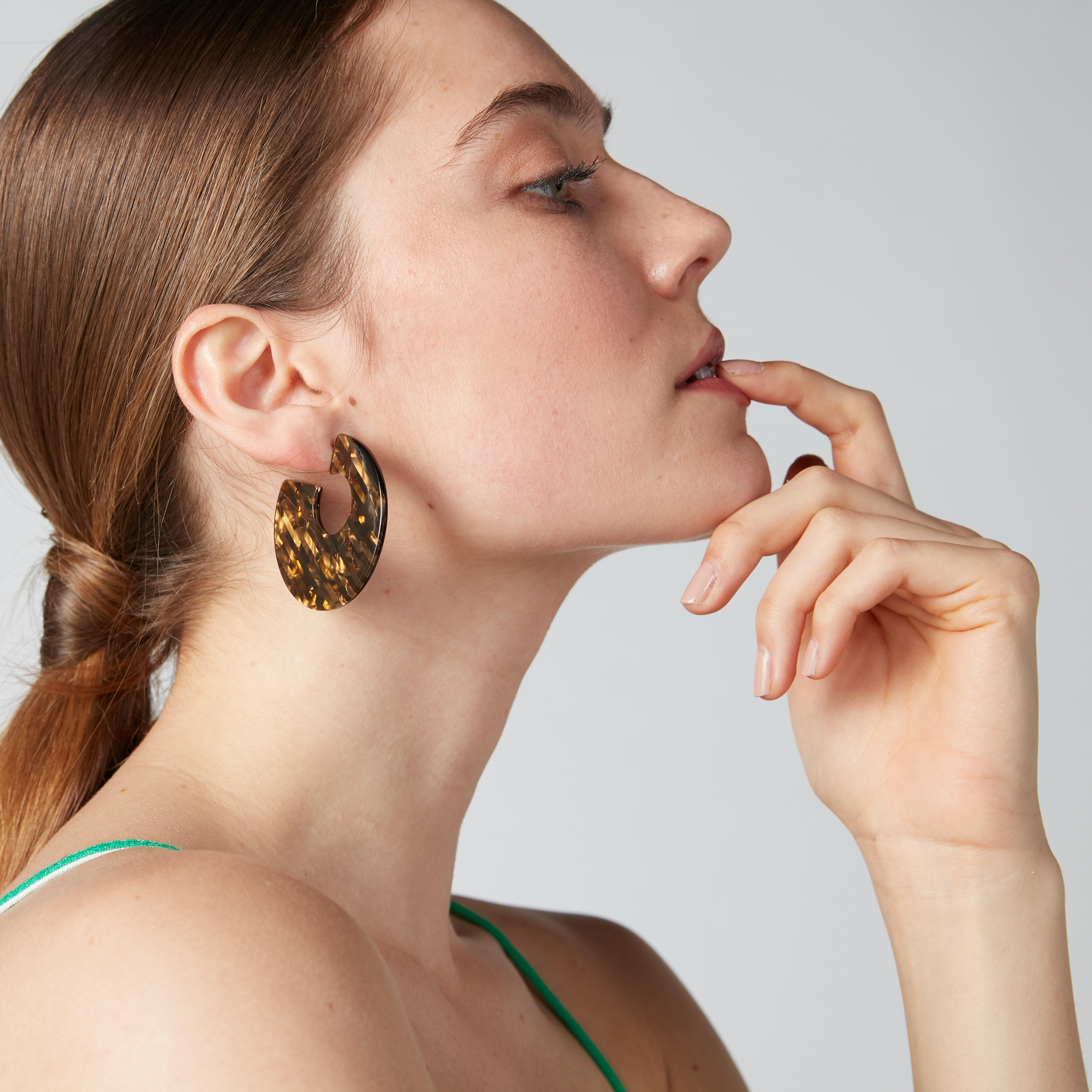 أقراط بمكبس إغلاق وطبعات-women-watchesandjewellery-jewellery-earrings-image-2