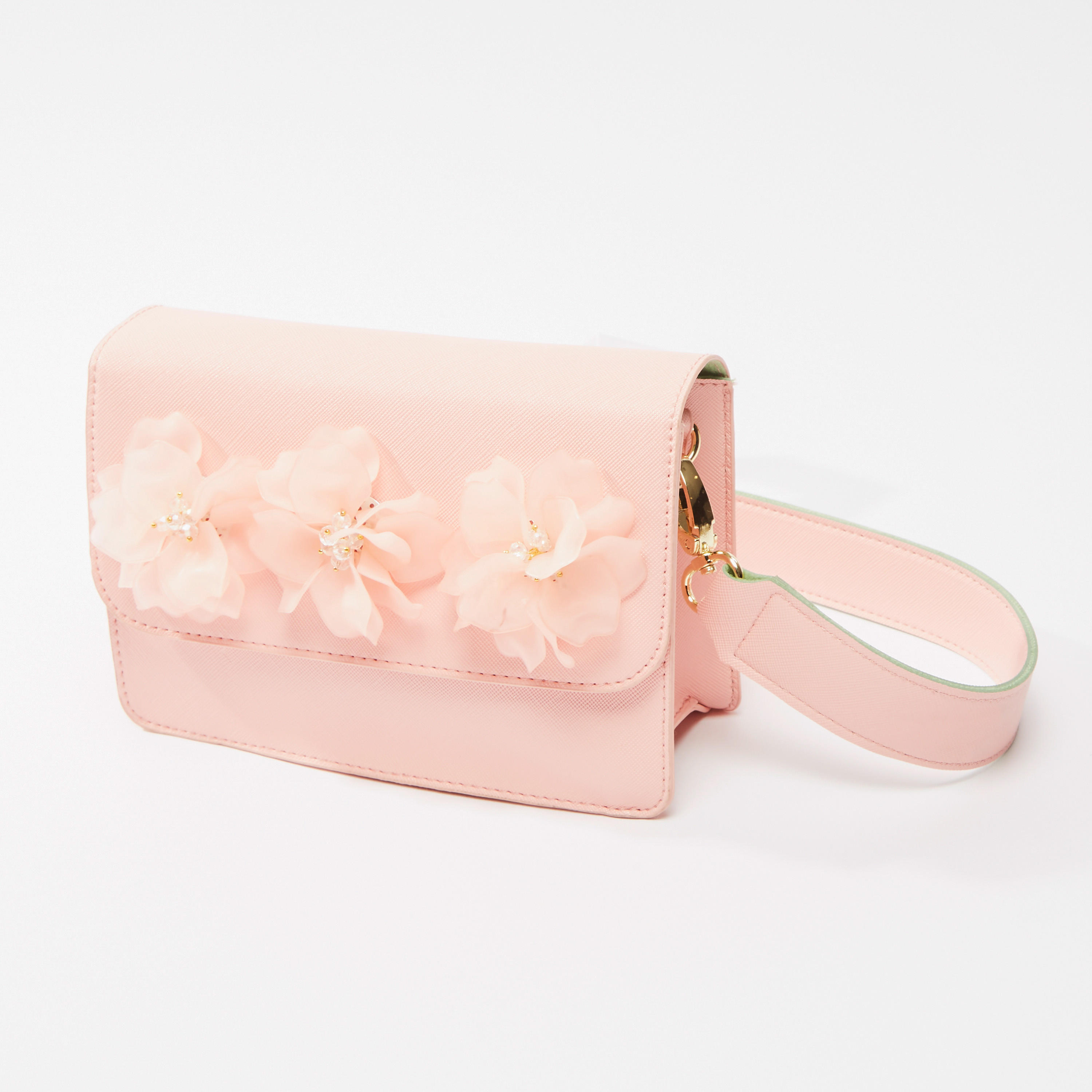حقيبة ساتشيل بتفاصيل ميتاليك وحمالة قابلة للفصل-women-bagsandwallets-handbags-image-1