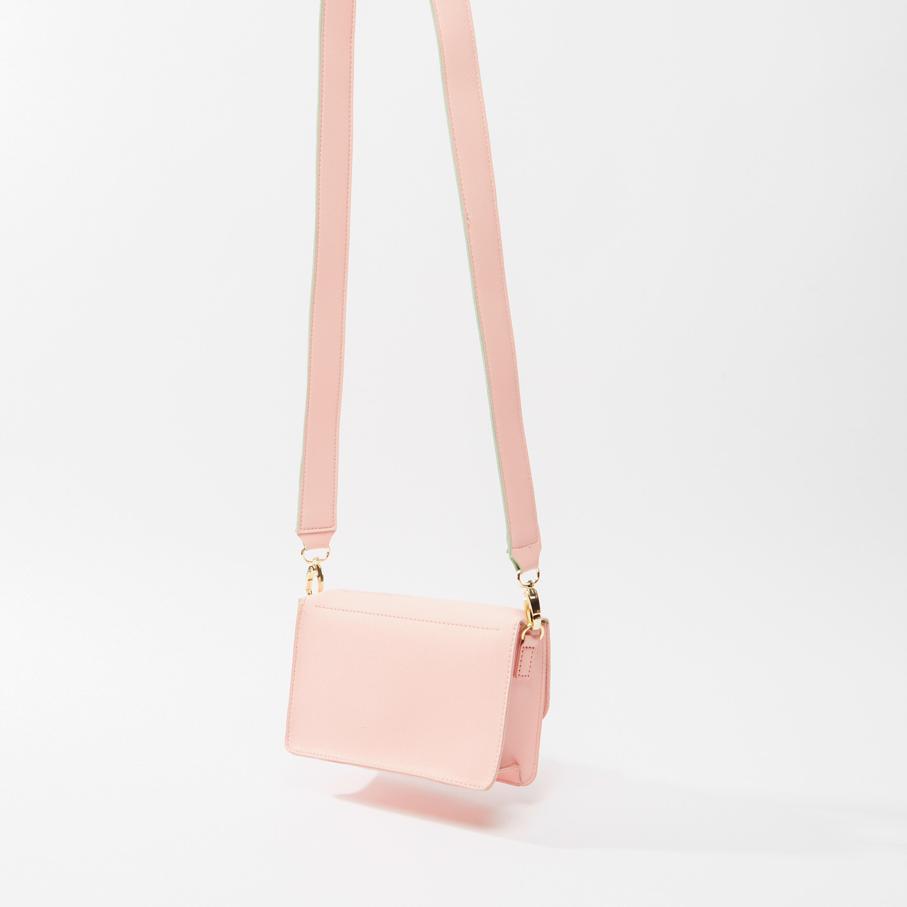 حقيبة ساتشيل بتفاصيل ميتاليك وحمالة قابلة للفصل-women-bagsandwallets-handbags-image-3