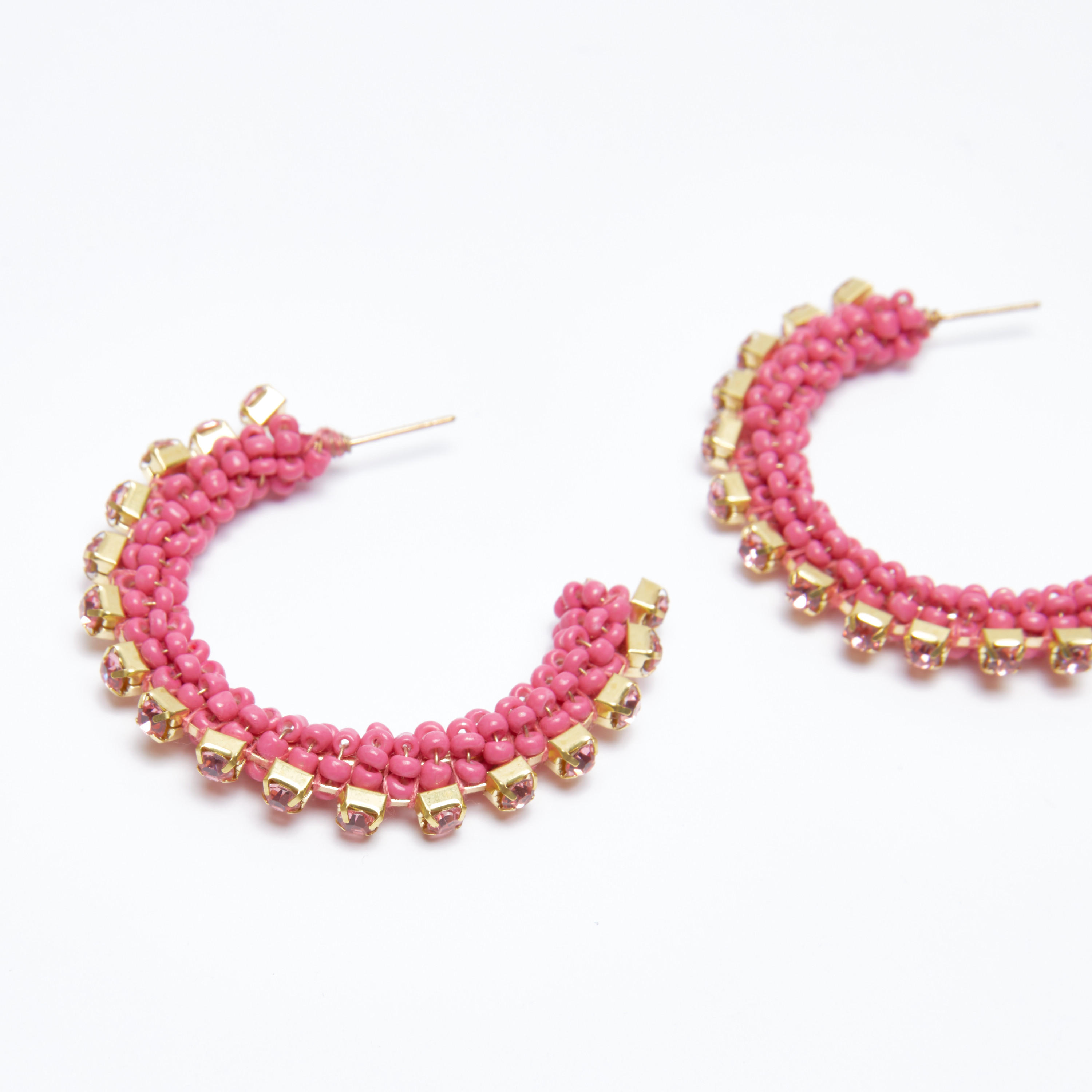 أقراط مزيّنة بالخرز بمكبس إغلاق-women-watchesandjewellery-jewellery-earrings-image-3