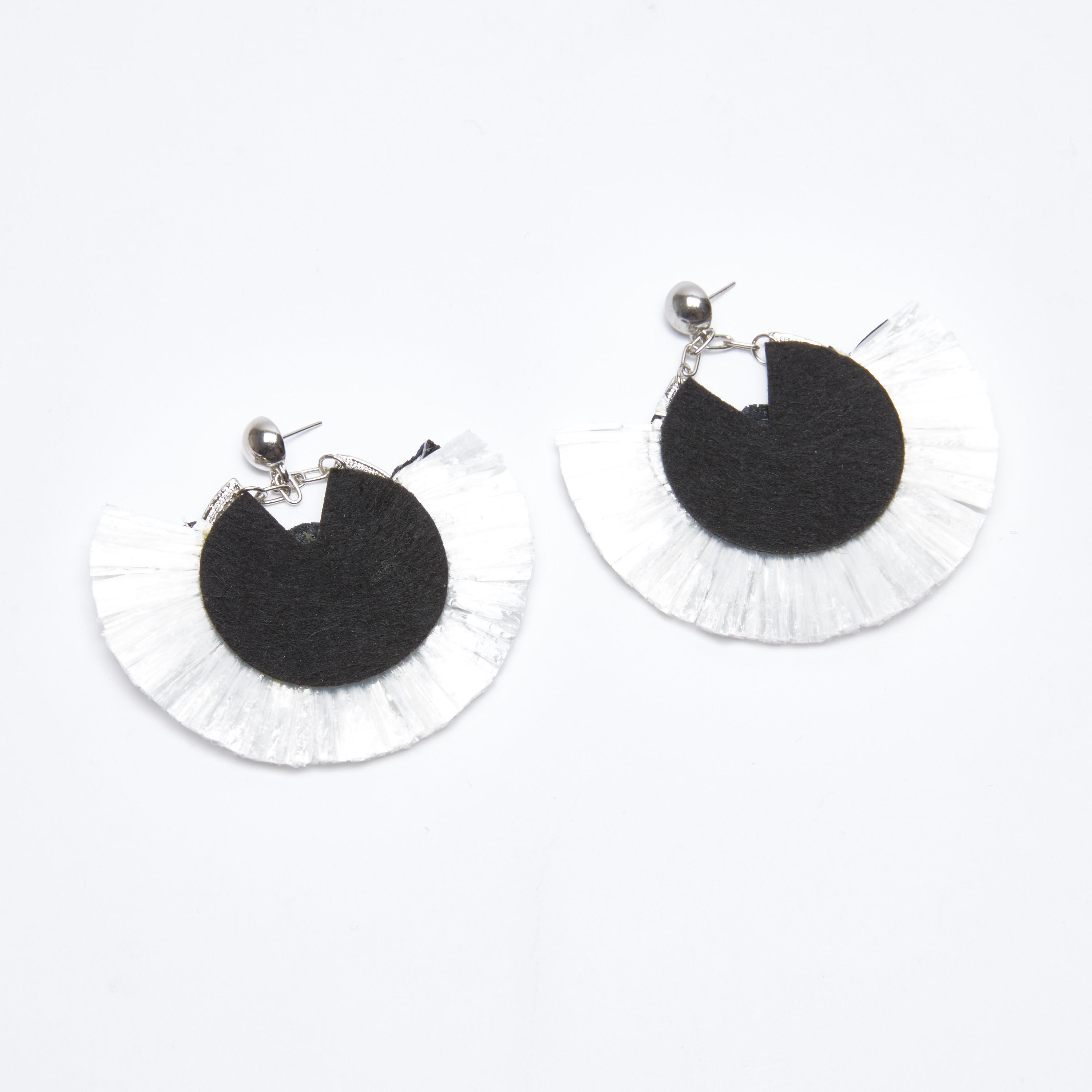 Beaded Metallic Dangling Earrings with Pushback Closure-women-watchesandjewellery-jewellery-earrings-image-4