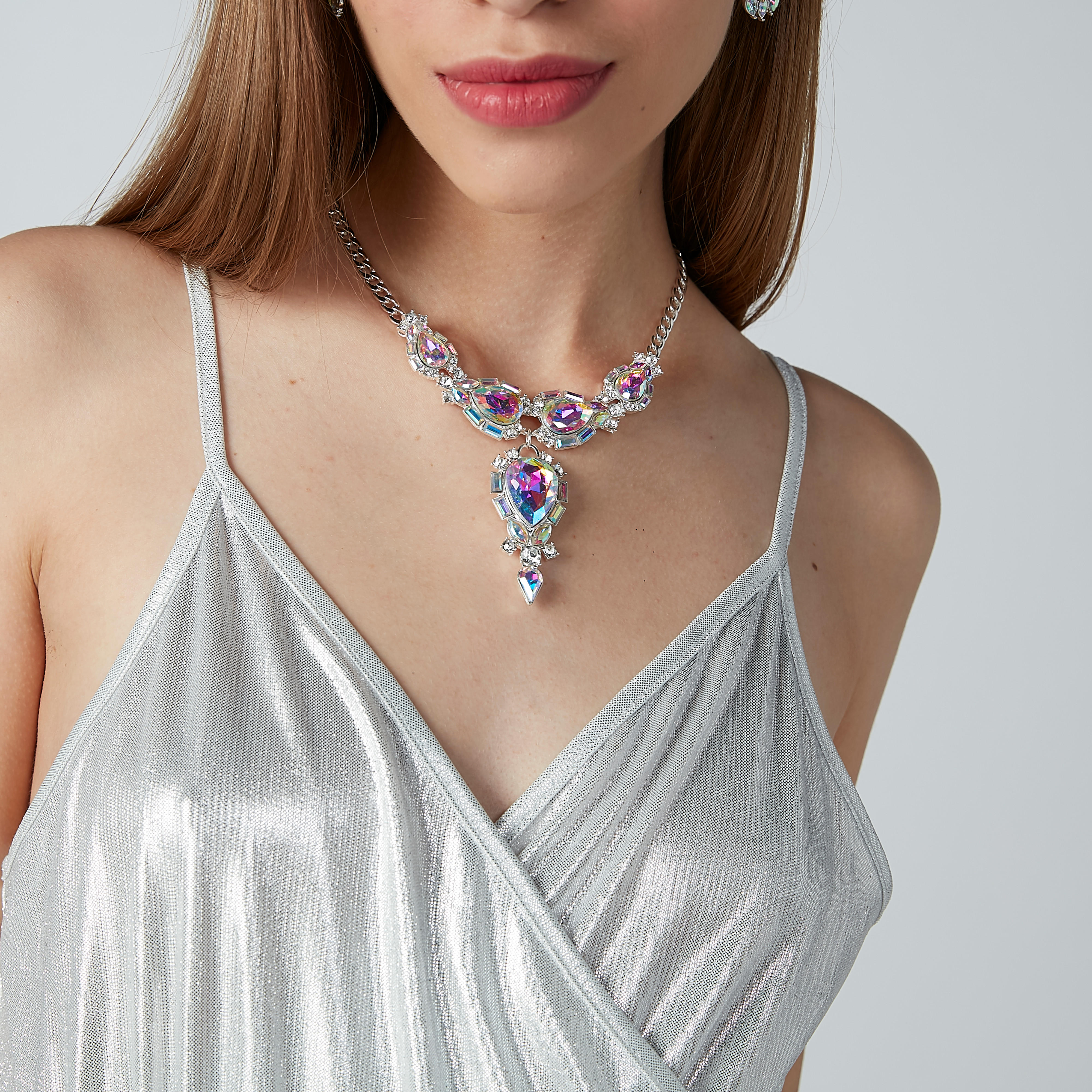 Studded Necklace with Lobster Clasp-women-watchesandjewellery-jewellery-necklacesandpendants-image-2