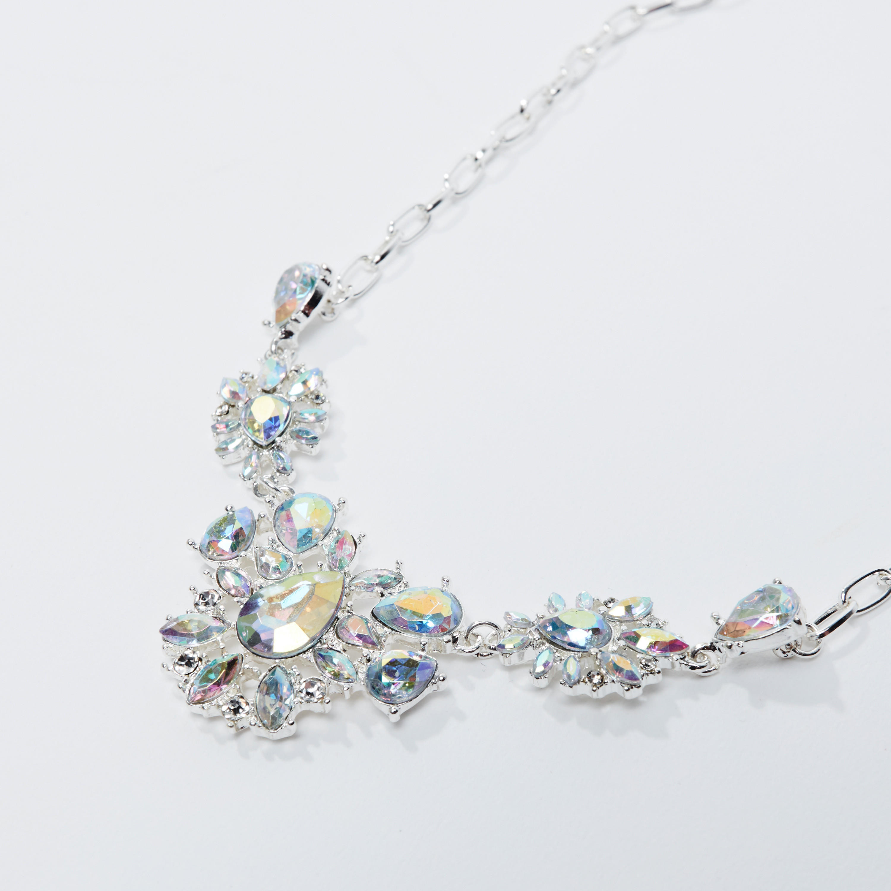 Studded Necklace with Lobster Clasp-women-watchesandjewellery-jewellery-necklacesandpendants-image-1