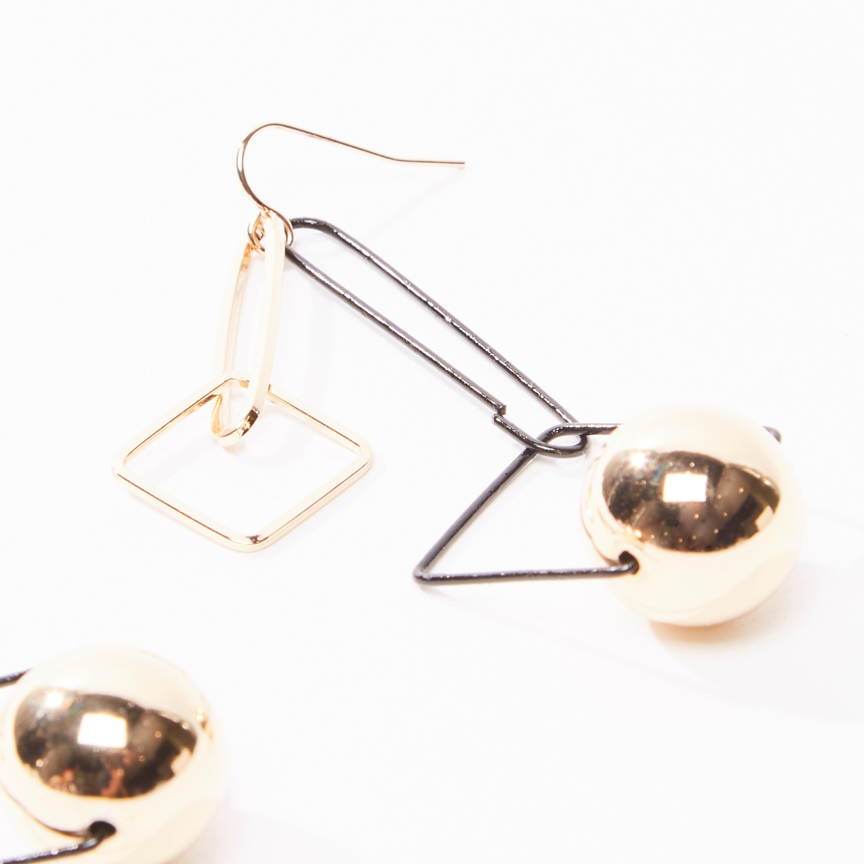 أقراط بدلّاية ميتاليك وخطاف إغلاق-women-watchesandjewellery-jewellery-earrings-image-3
