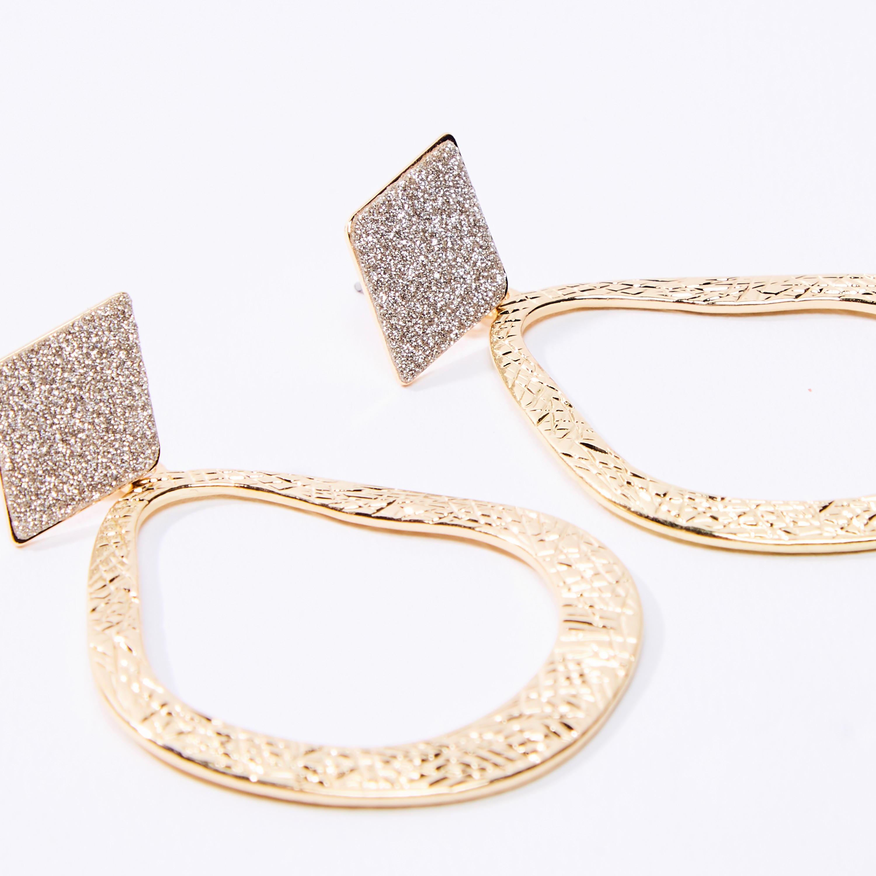 أقراط ميتاليك بمكبس إغلاق-women-watchesandjewellery-jewellery-earrings-image-2